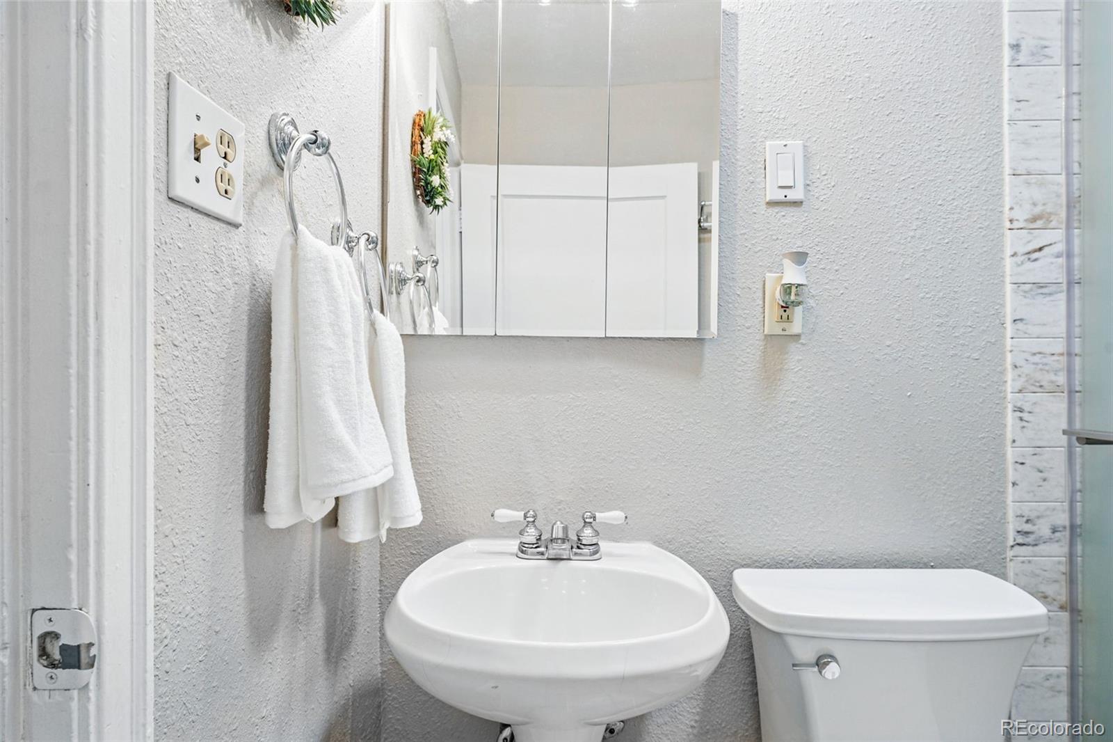 MLS Image #31 for 500 s decatur street,denver, Colorado