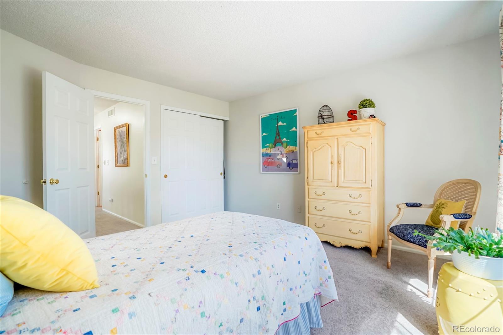 MLS Image #21 for 1578 s syracuse street,denver, Colorado