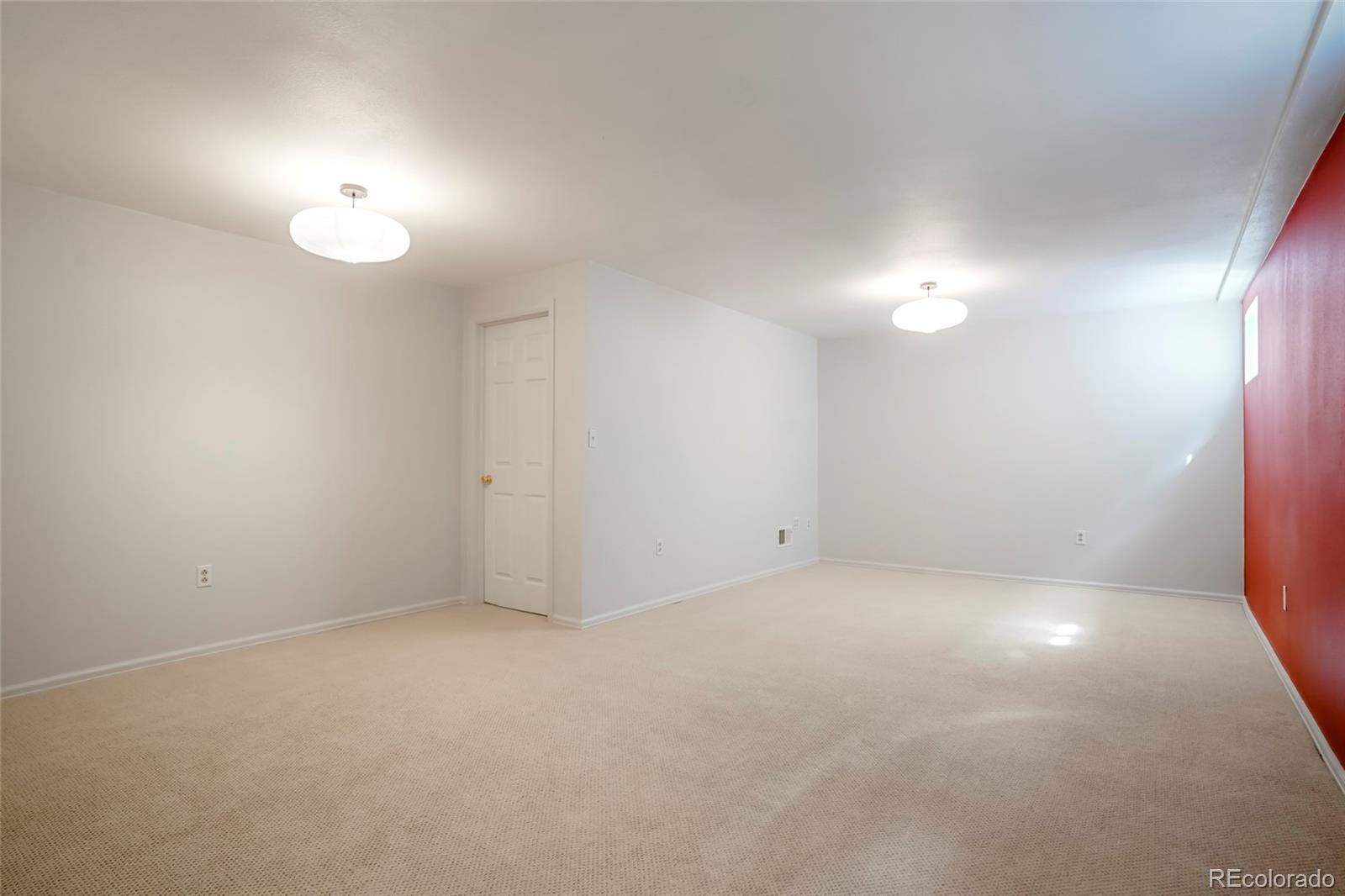 MLS Image #22 for 1578 s syracuse street,denver, Colorado