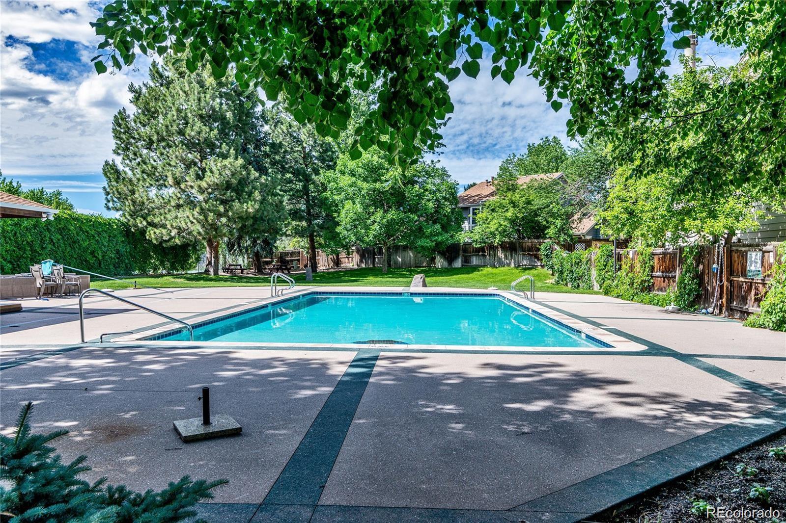 MLS Image #31 for 1578 s syracuse street,denver, Colorado