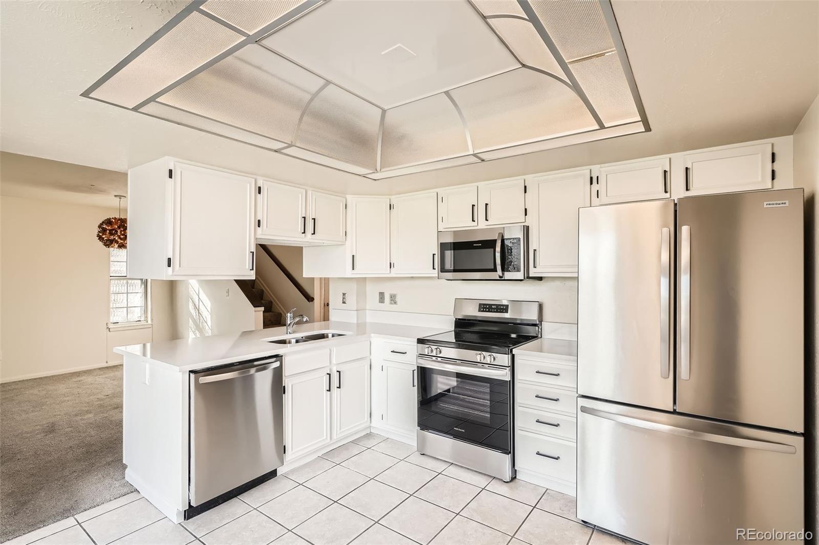 MLS Image #11 for 2122 s victor street,aurora, Colorado