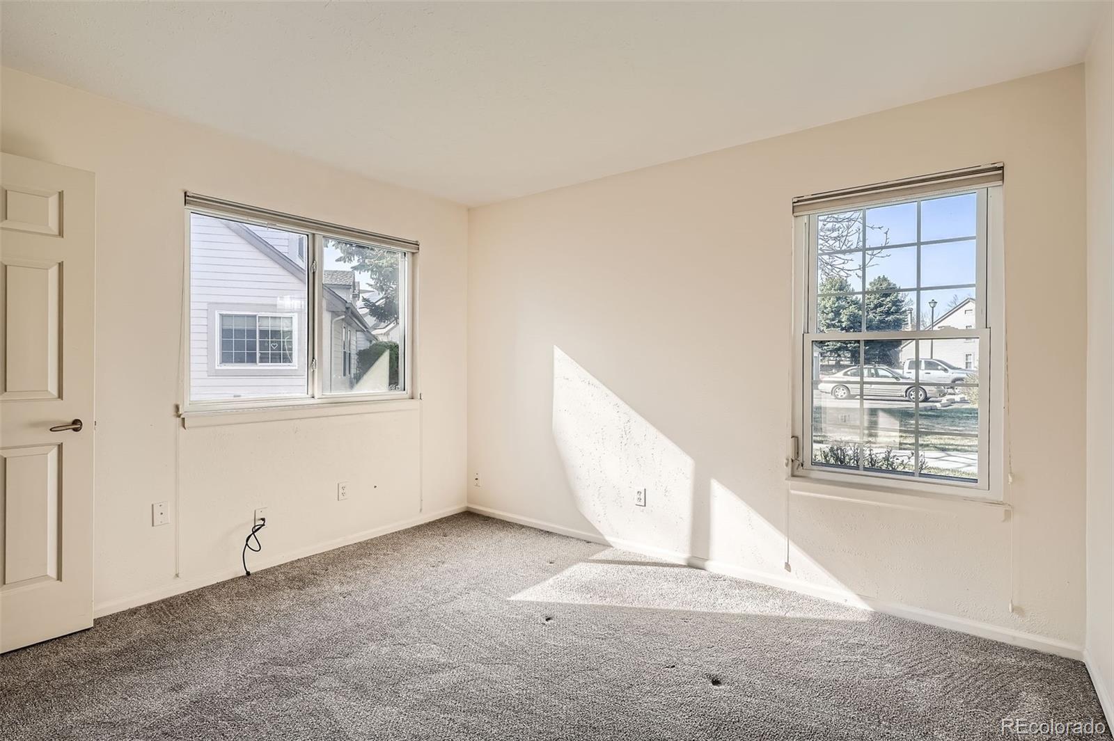 MLS Image #15 for 2122 s victor street,aurora, Colorado