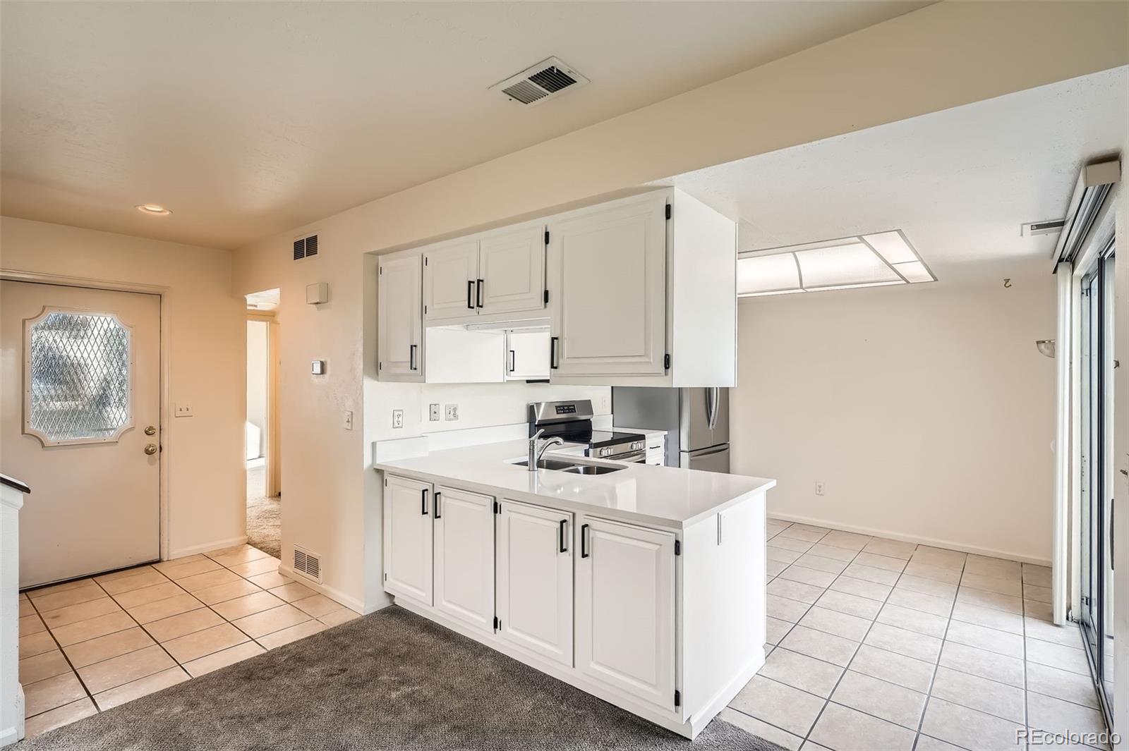 MLS Image #9 for 2122 s victor street,aurora, Colorado