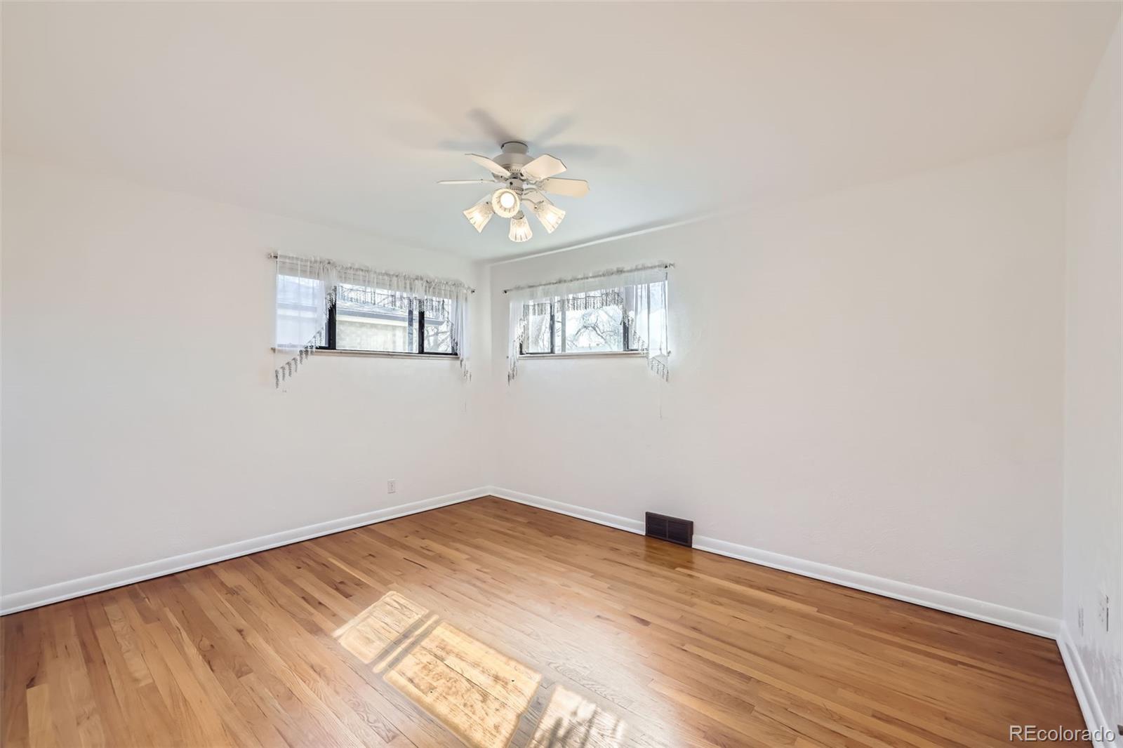 MLS Image #5 for 2070  kingston street,aurora, Colorado
