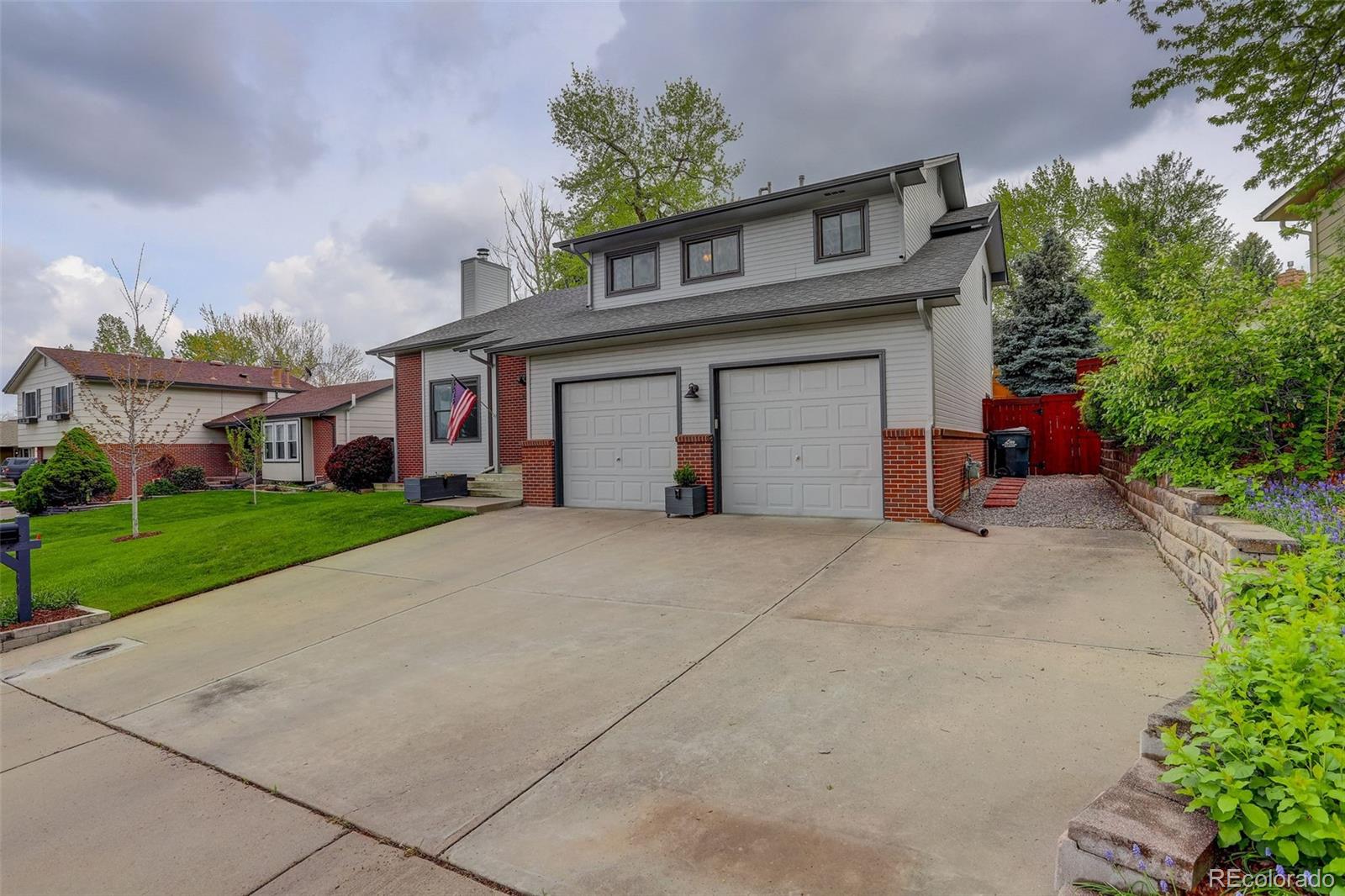 MLS Image #2 for 66  yank way,lakewood, Colorado