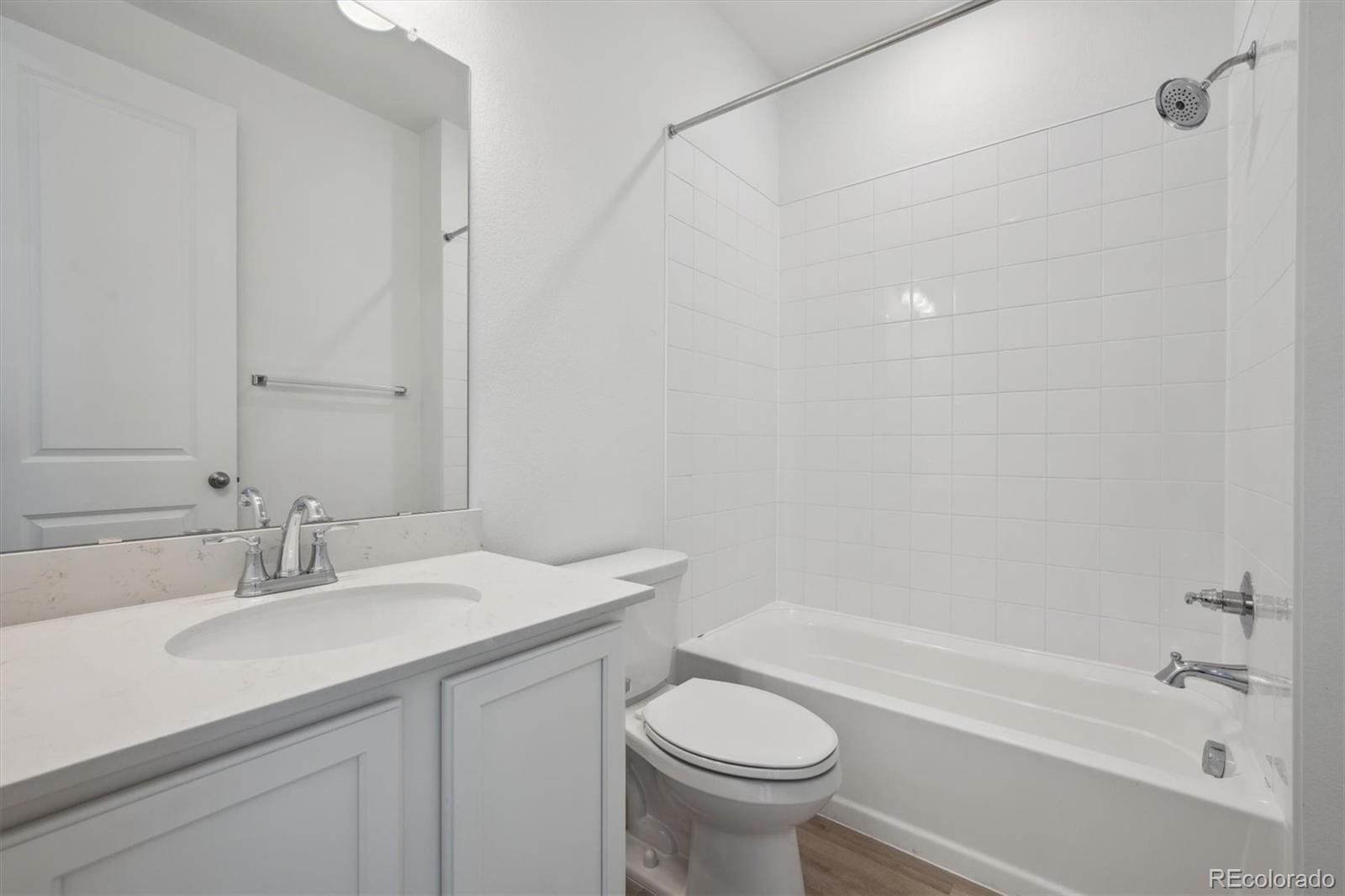 MLS Image #5 for 24740 e 39th avenue,aurora, Colorado