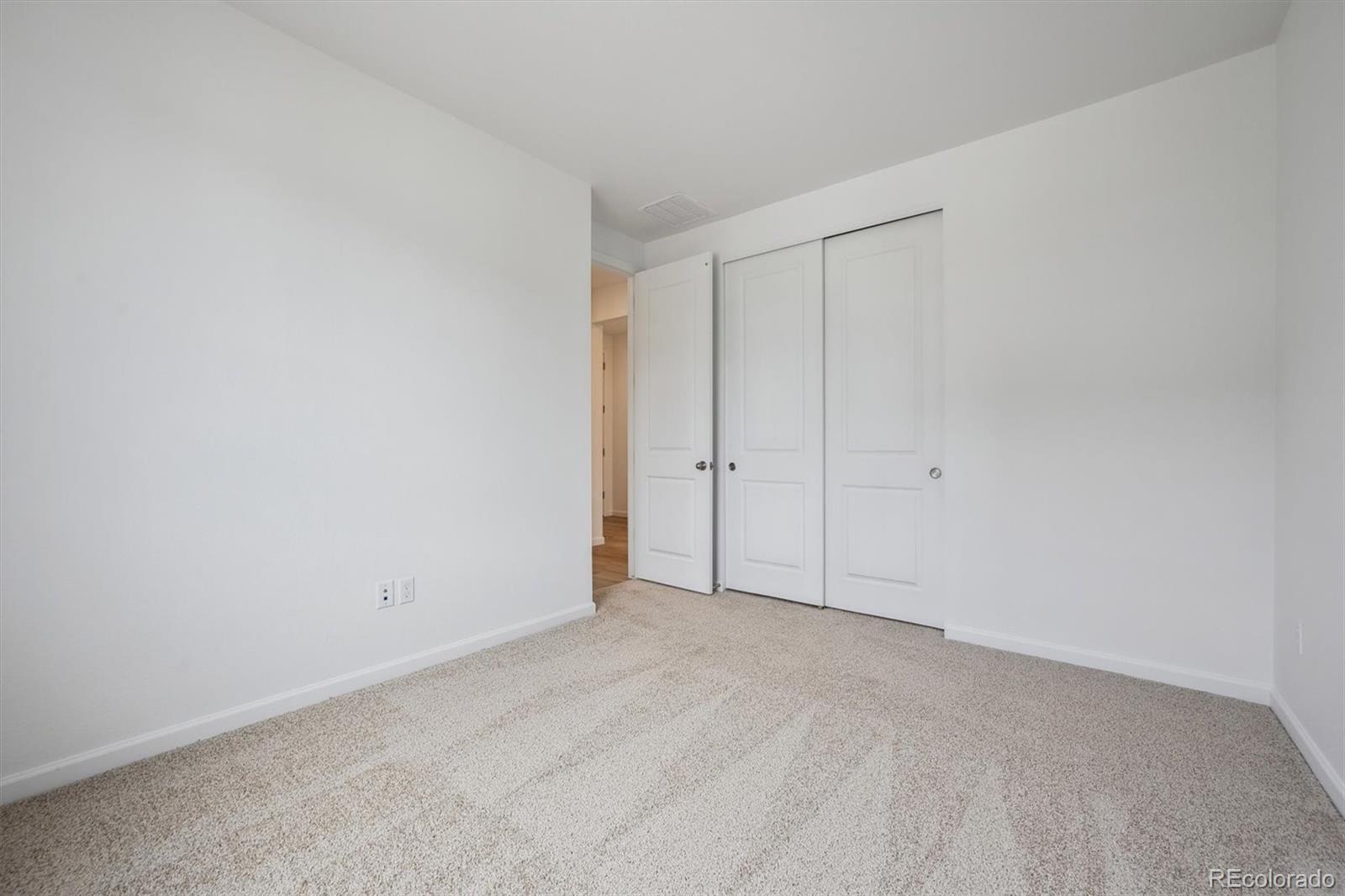 MLS Image #7 for 24740 e 39th avenue,aurora, Colorado