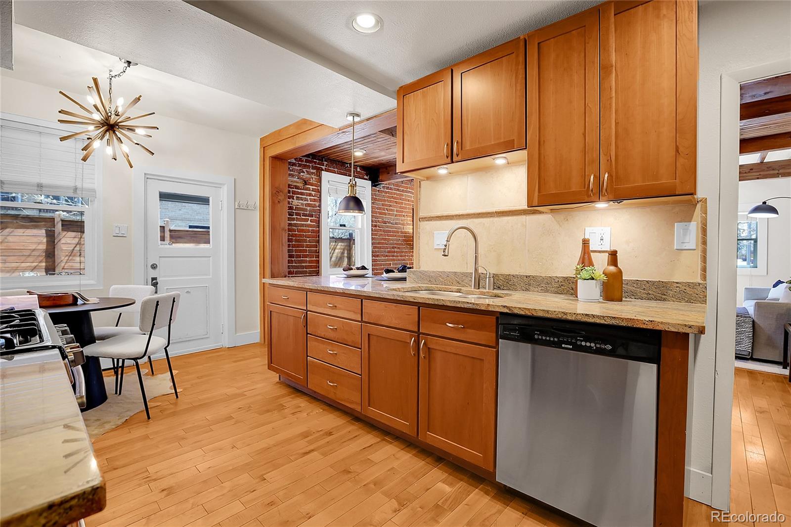 MLS Image #11 for 1125 e kentucky avenue,denver, Colorado