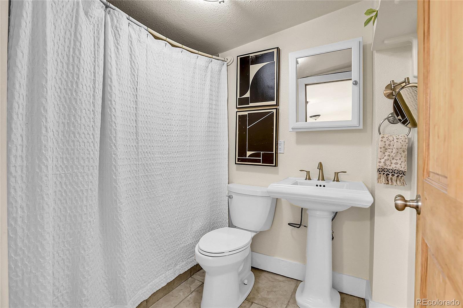 MLS Image #15 for 1125 e kentucky avenue,denver, Colorado