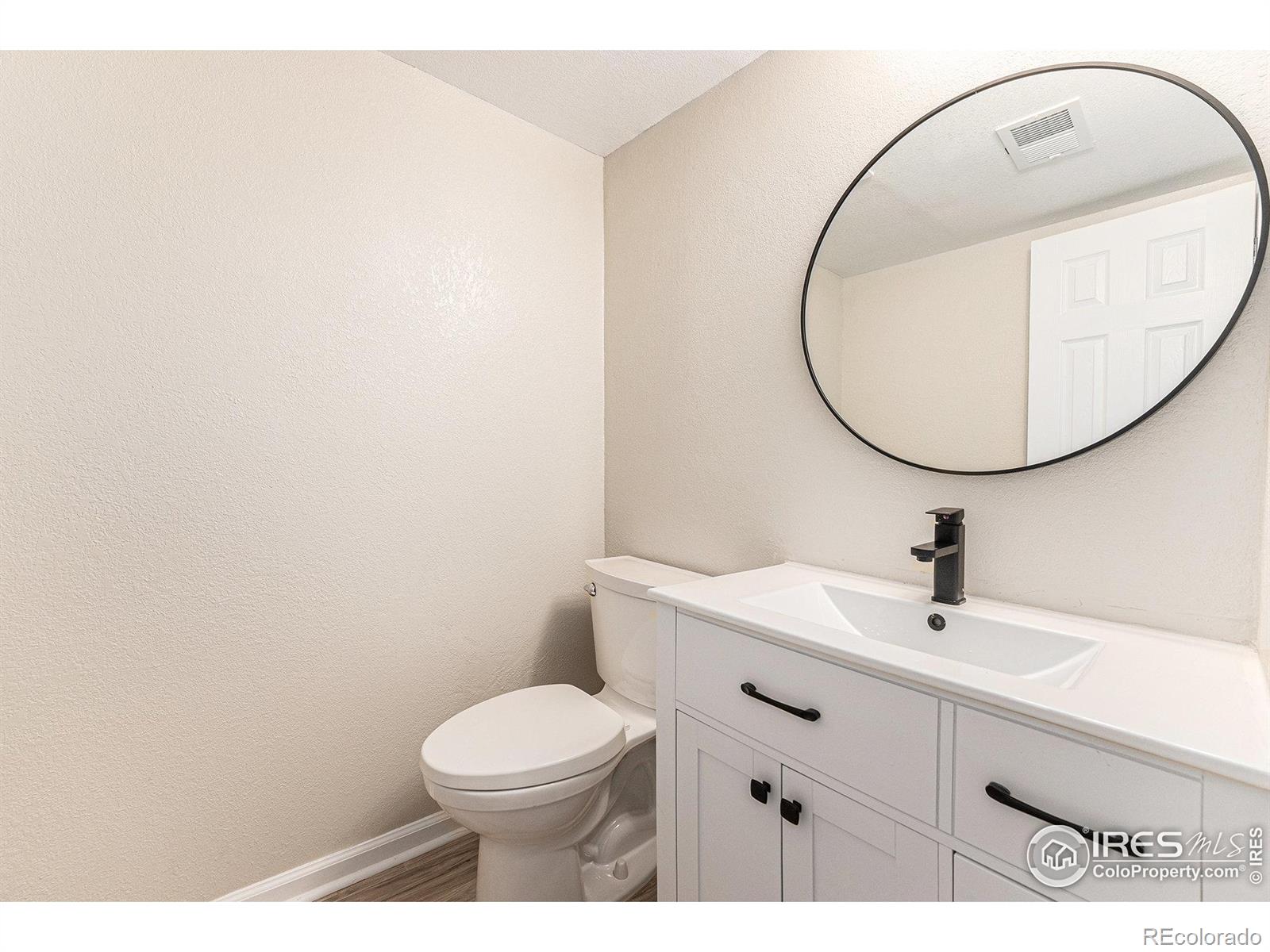 MLS Image #6 for 7373 w florida avenue,lakewood, Colorado