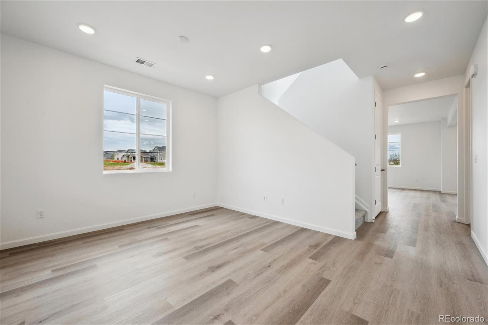 MLS Image #2 for 24790 e 39th avenue,aurora, Colorado