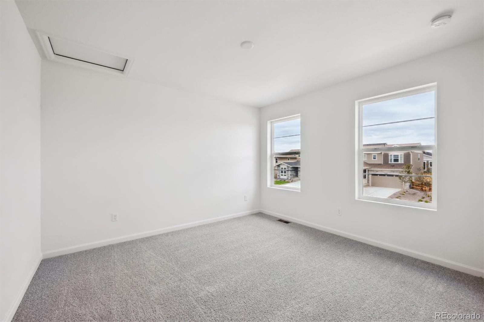 MLS Image #9 for 24790 e 39th avenue,aurora, Colorado