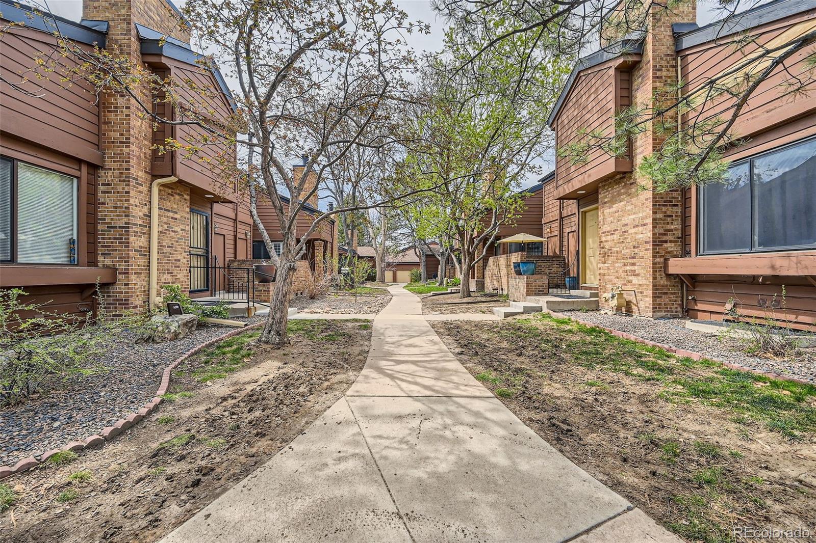 MLS Image #14 for 2685 s dayton way,denver, Colorado
