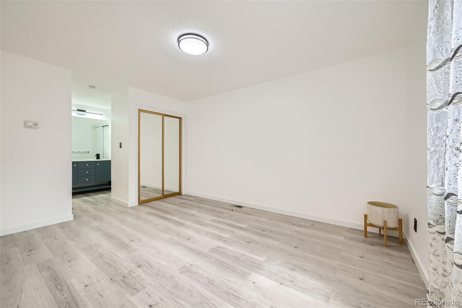MLS Image #7 for 2685 s dayton way,denver, Colorado