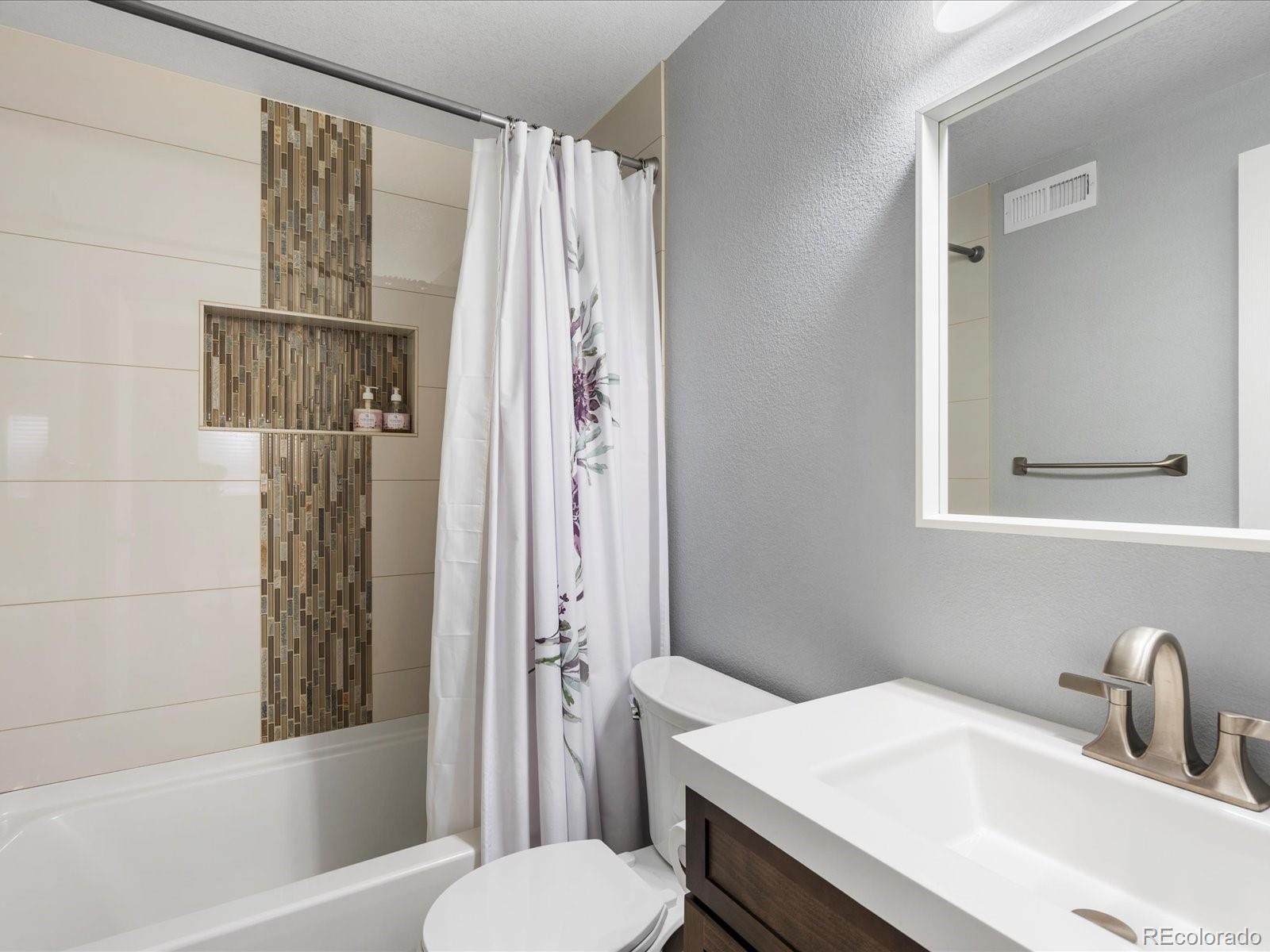 MLS Image #18 for 5557 s simms way,littleton, Colorado