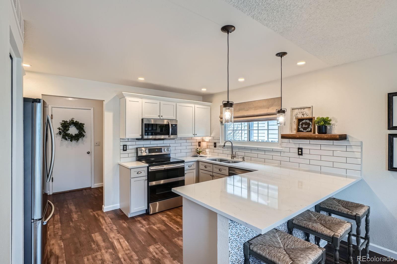 MLS Image #12 for 5648 s youngfield way,littleton, Colorado