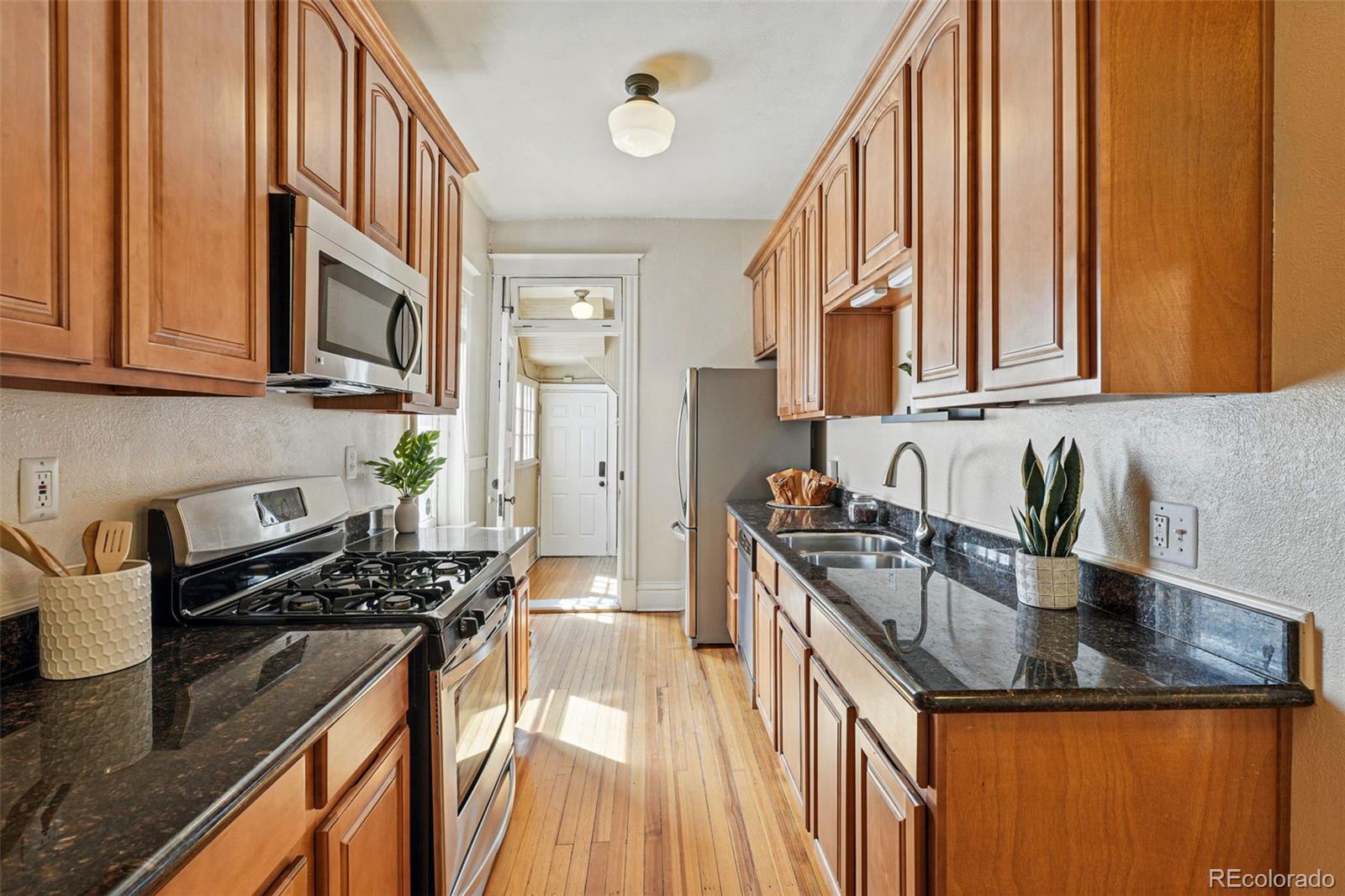 MLS Image #9 for 1239 n lafayette street,denver, Colorado