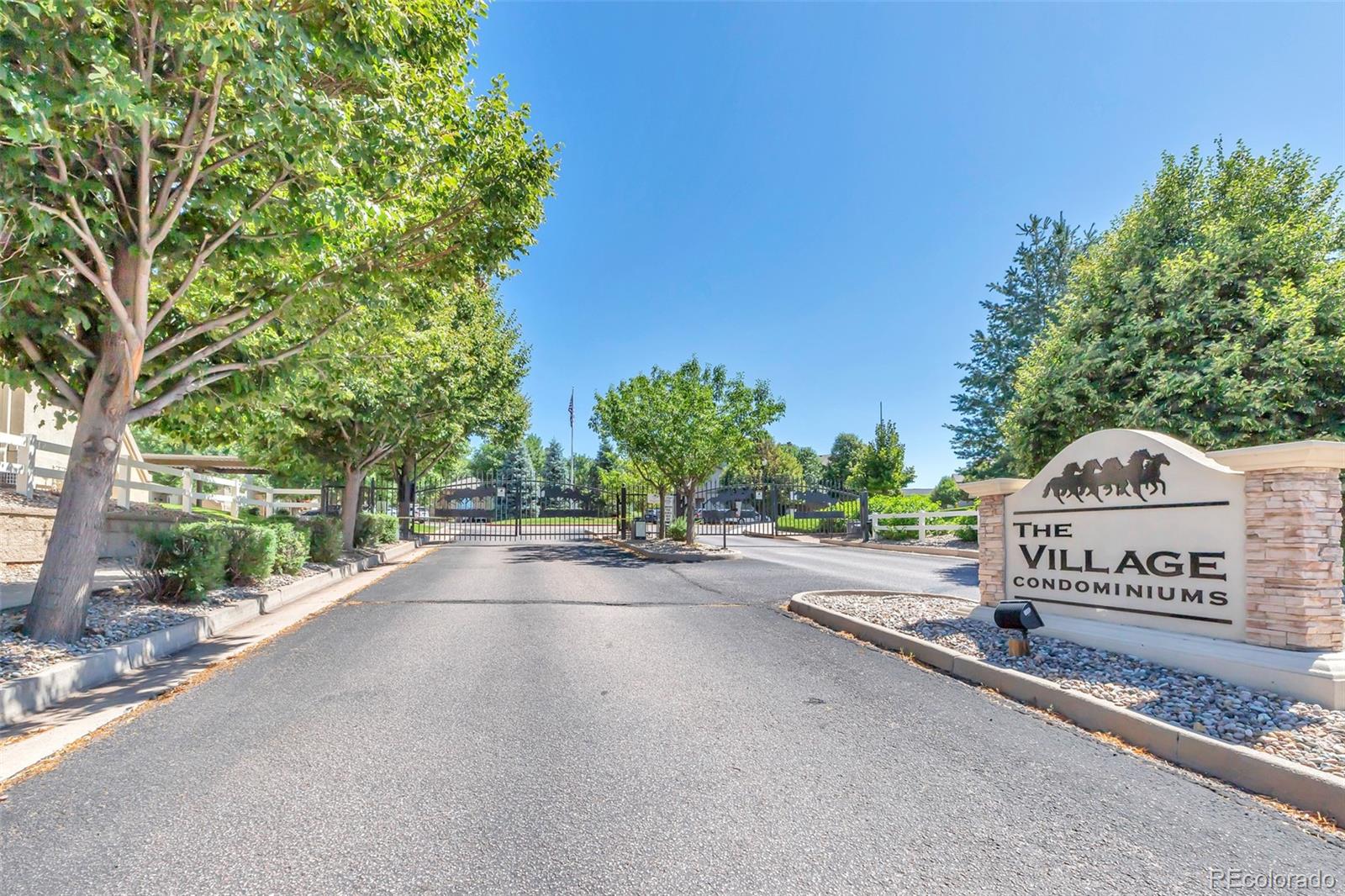 MLS Image #2 for 7005  ash creek heights,colorado springs, Colorado