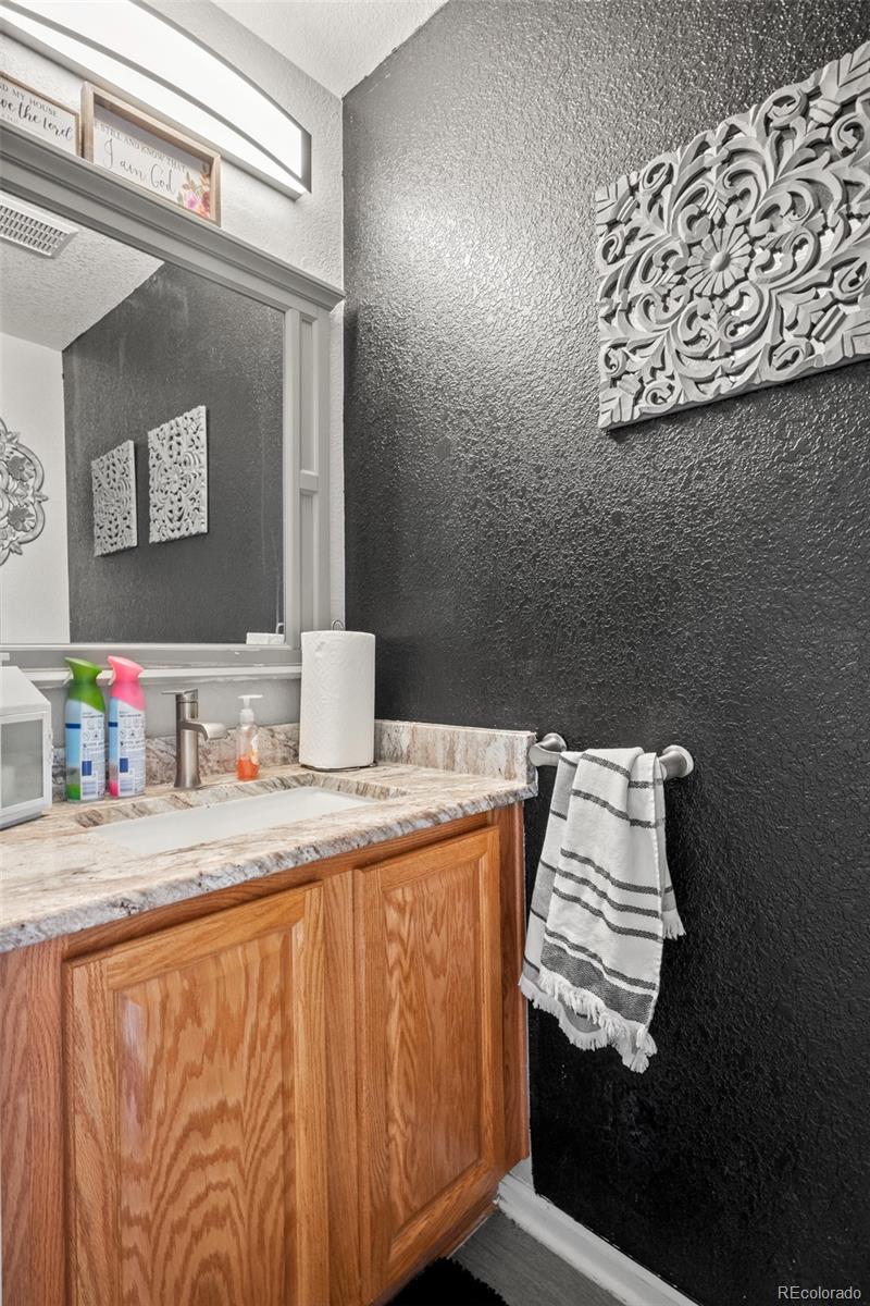 MLS Image #21 for 19707 e 59th place,aurora, Colorado