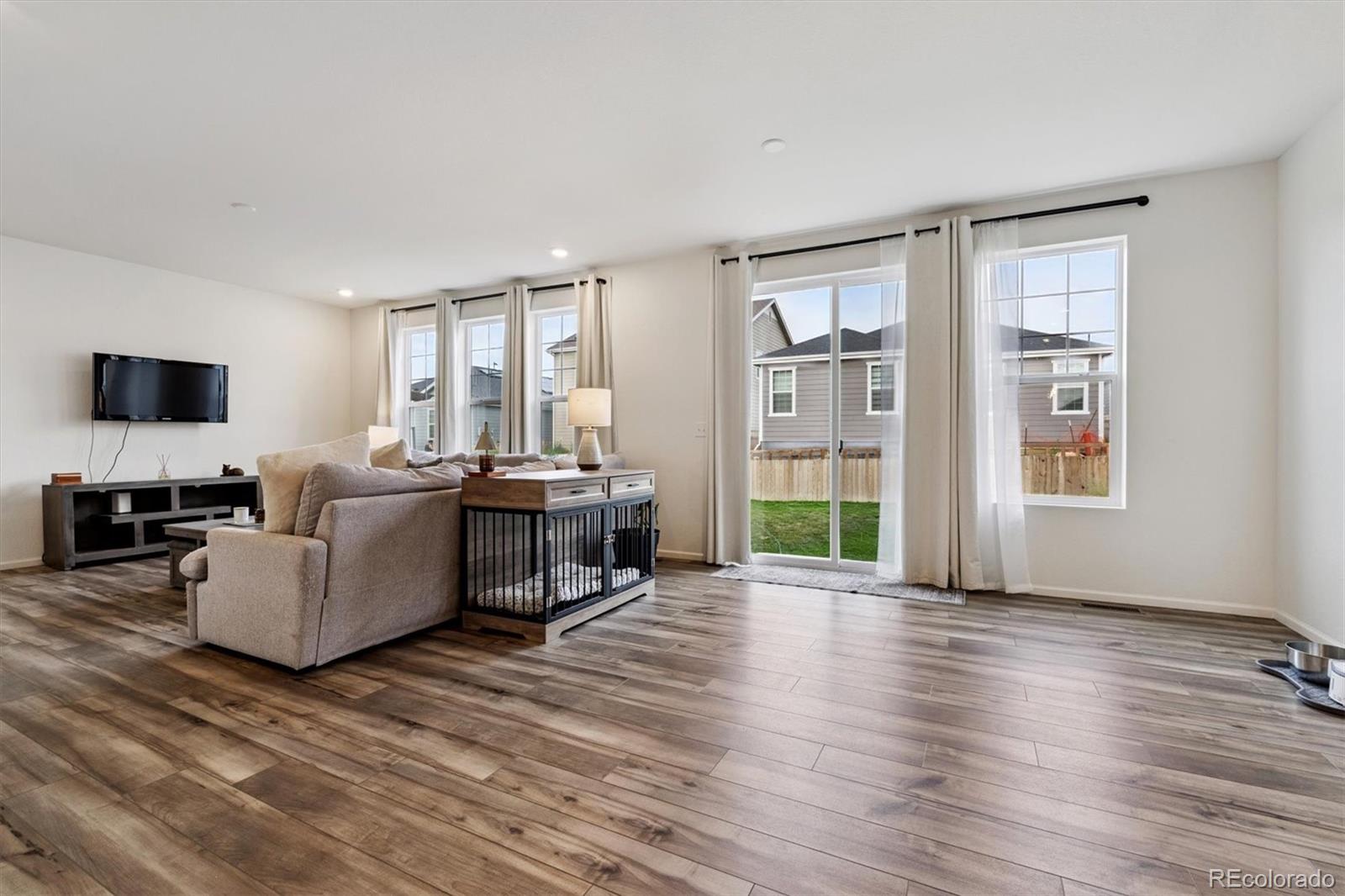 MLS Image #6 for 3358  bluestem street,dacono, Colorado