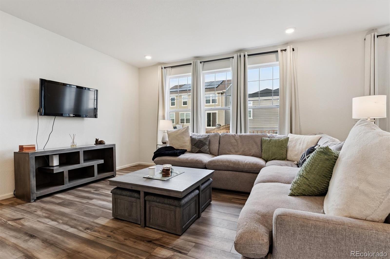 MLS Image #7 for 3358  bluestem street,dacono, Colorado