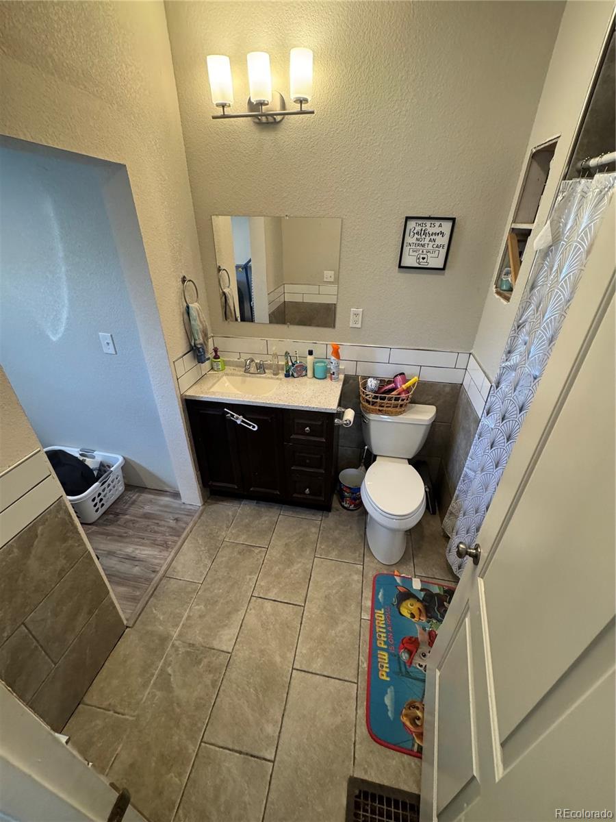 MLS Image #16 for 1489  arapahoe street,strasburg, Colorado