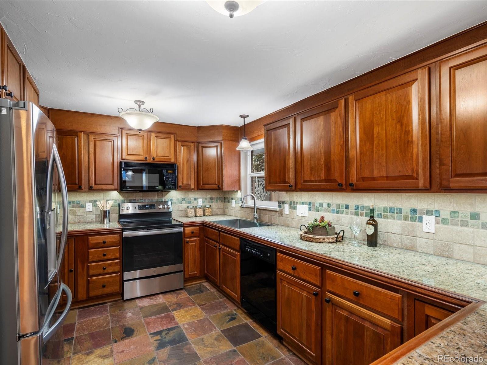 MLS Image #20 for 2698 e cresthill avenue,centennial, Colorado