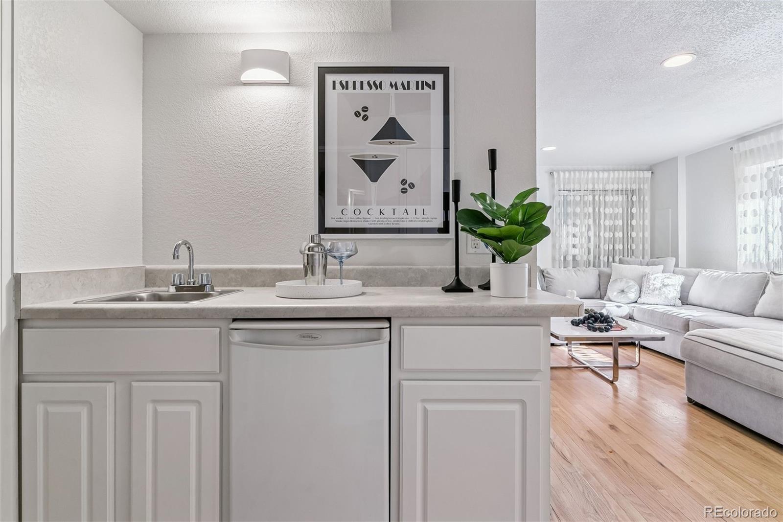 MLS Image #35 for 1913  julian street,denver, Colorado