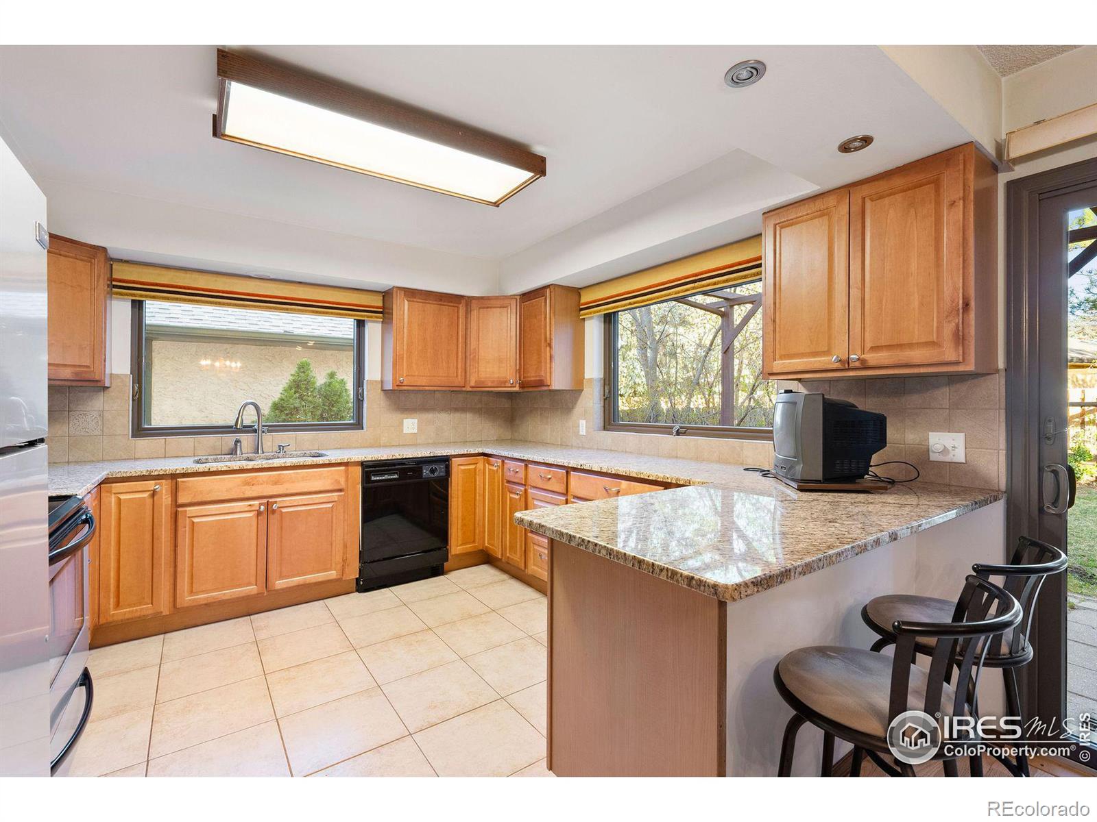 MLS Image #12 for 337  eagle court,longmont, Colorado