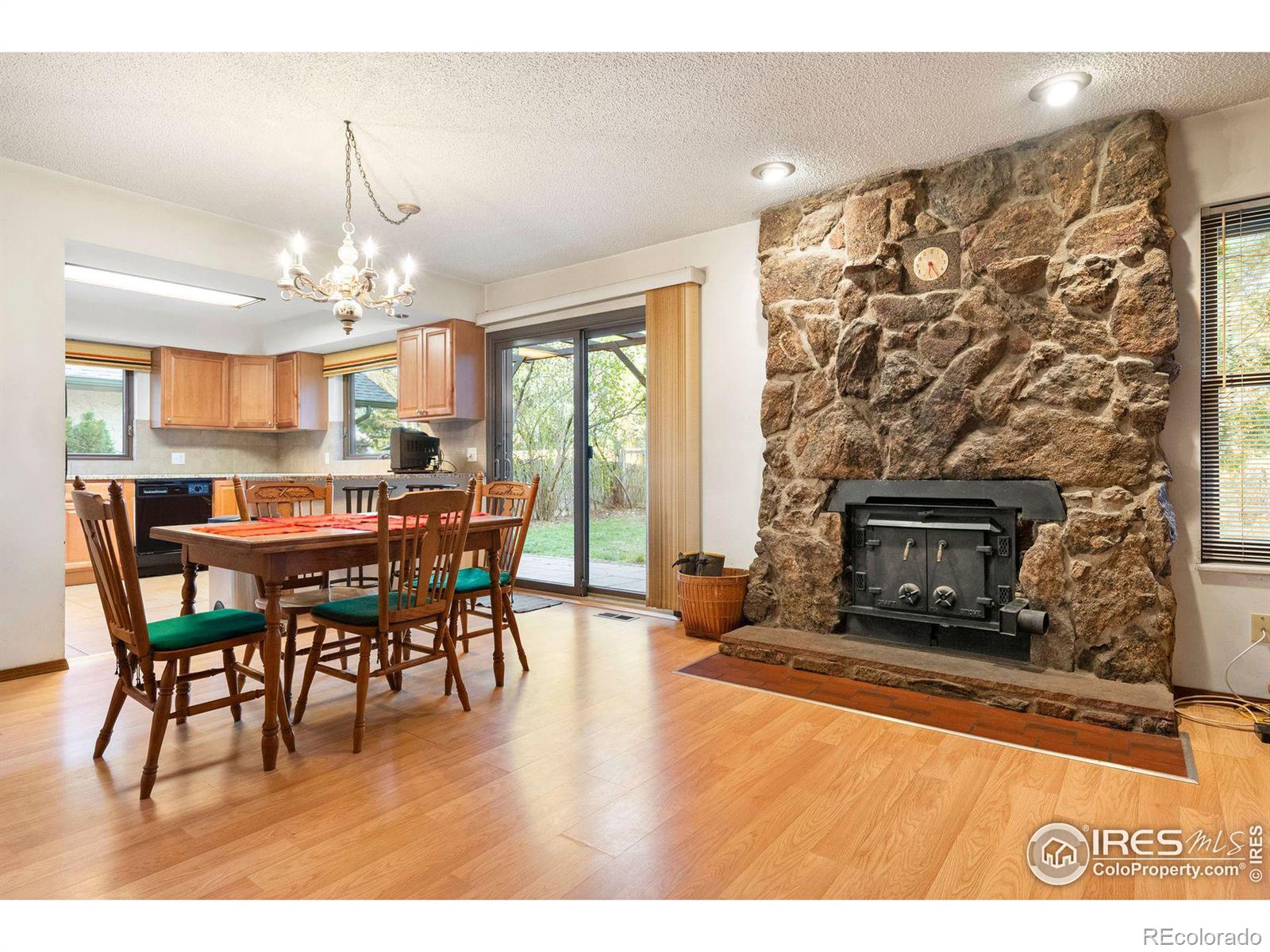 MLS Image #8 for 337  eagle court,longmont, Colorado