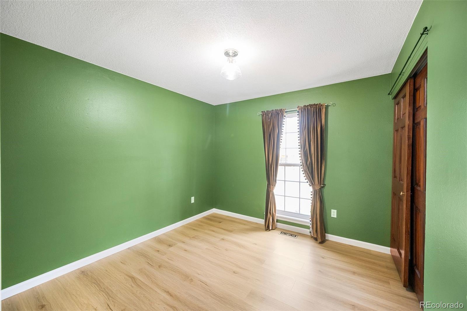 MLS Image #16 for 7546 s penrose court,littleton, Colorado