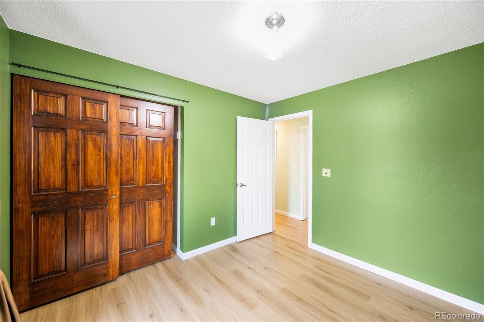 MLS Image #17 for 7546 s penrose court,littleton, Colorado