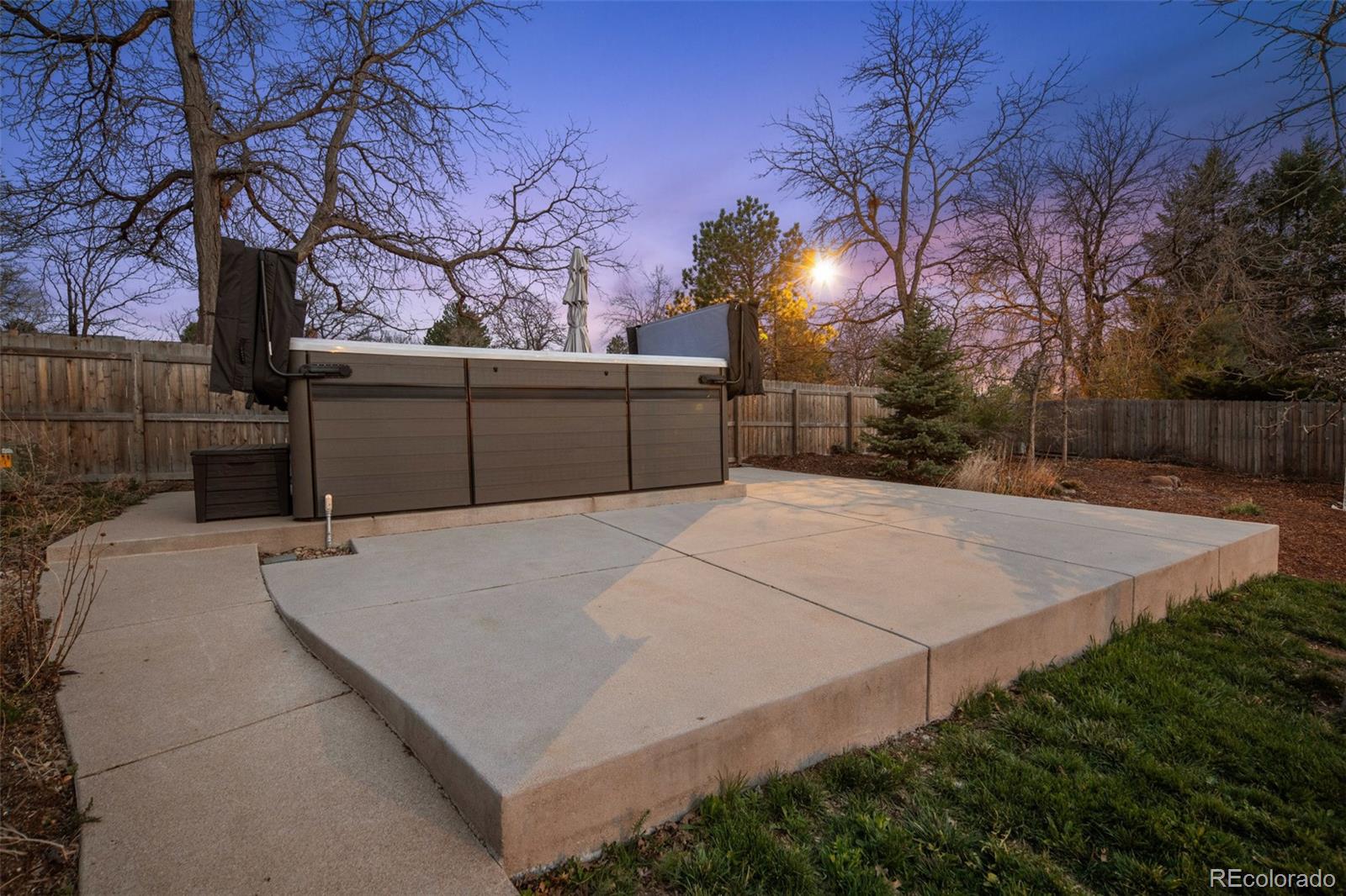 MLS Image #39 for 7546 s penrose court,littleton, Colorado