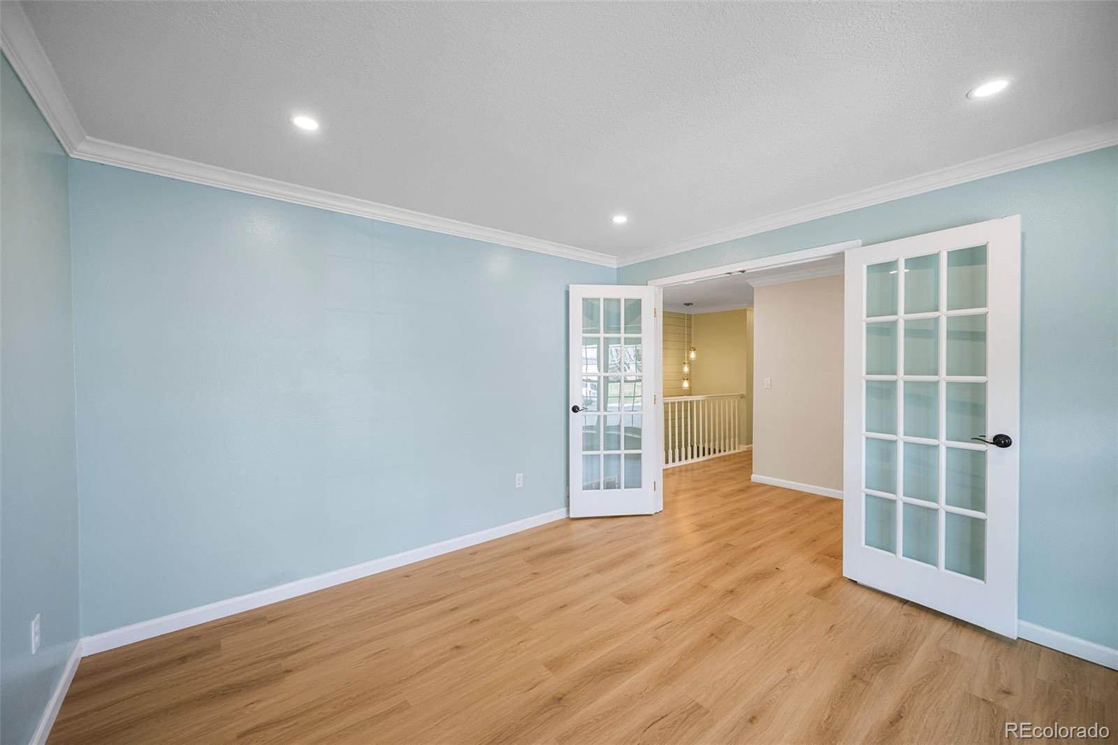 MLS Image #7 for 7546 s penrose court,littleton, Colorado