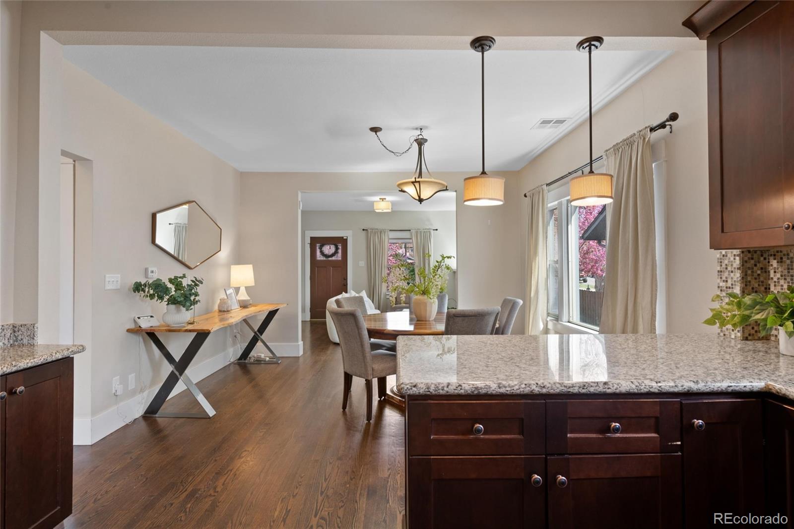 MLS Image #11 for 3311 n york street,denver, Colorado