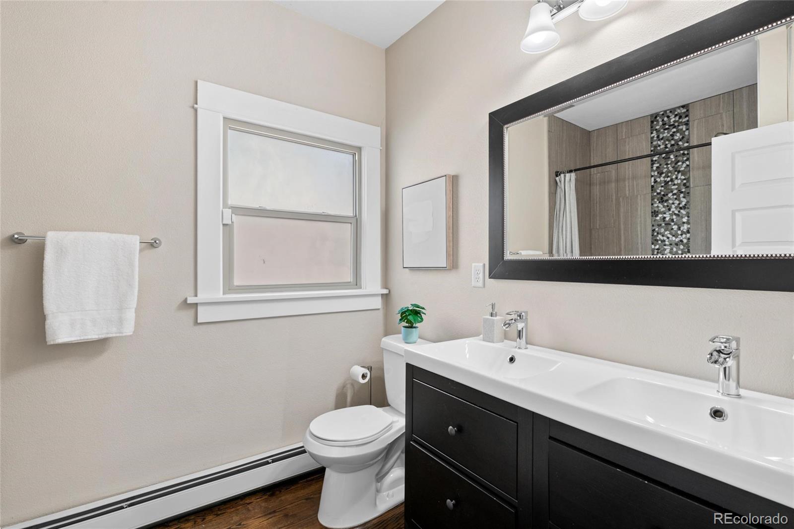 MLS Image #17 for 3311 n york street,denver, Colorado