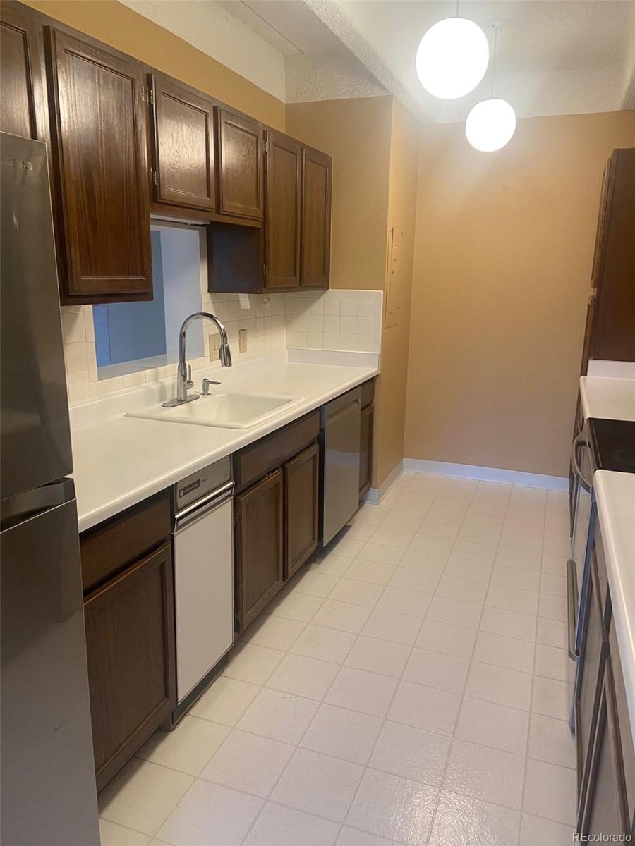 MLS Image #13 for 7865 e mississippi avenue,denver, Colorado