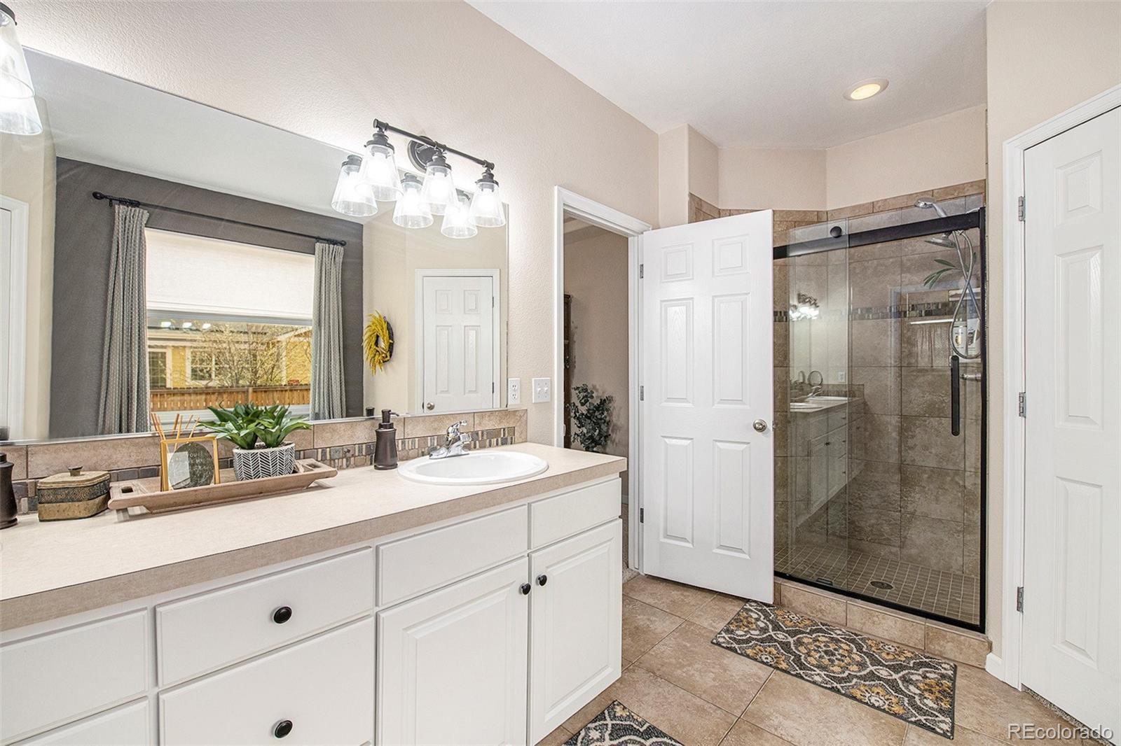 MLS Image #15 for 320  granite way,johnstown, Colorado