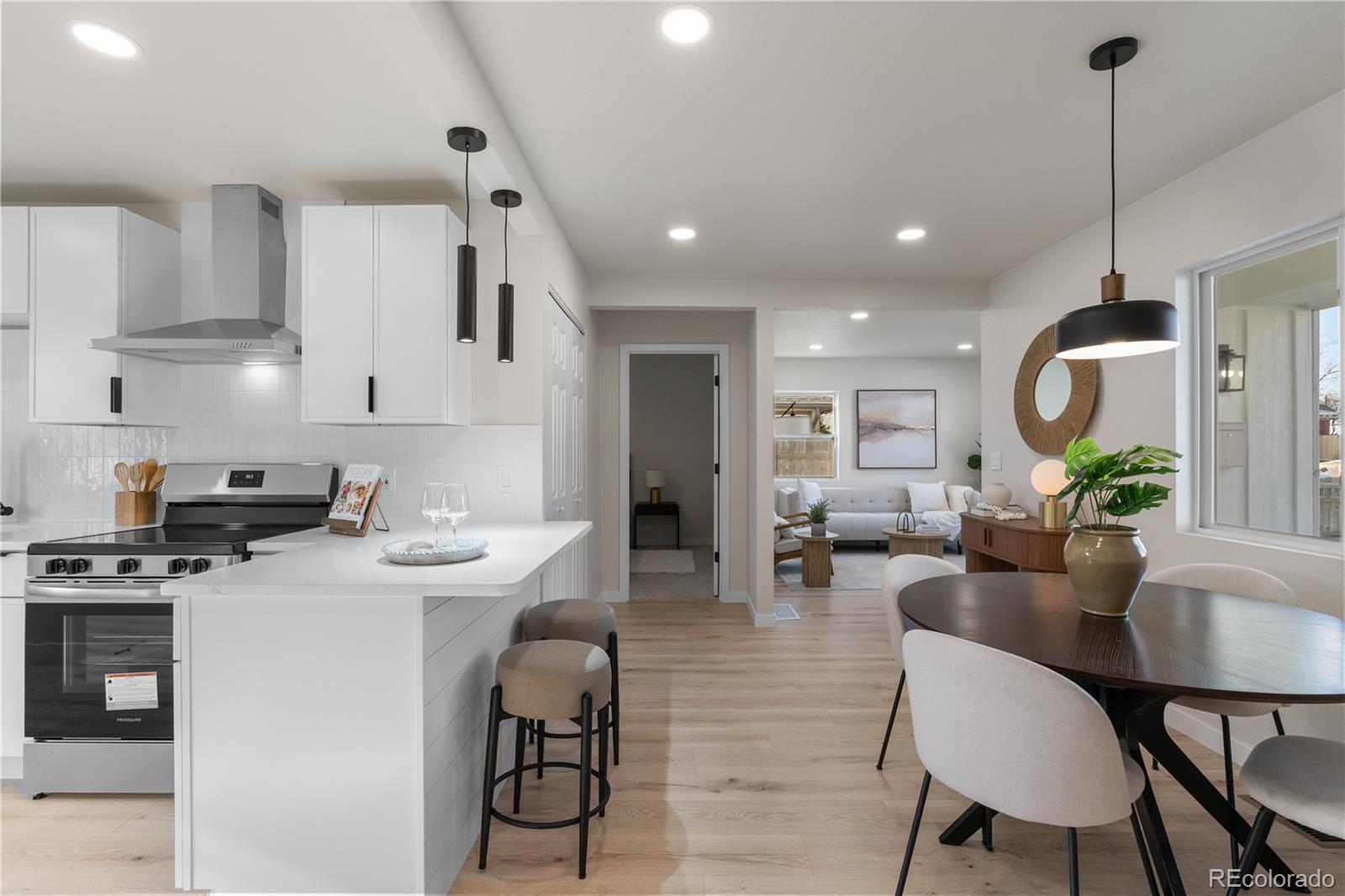 MLS Image #4 for 4910  alcott street,denver, Colorado
