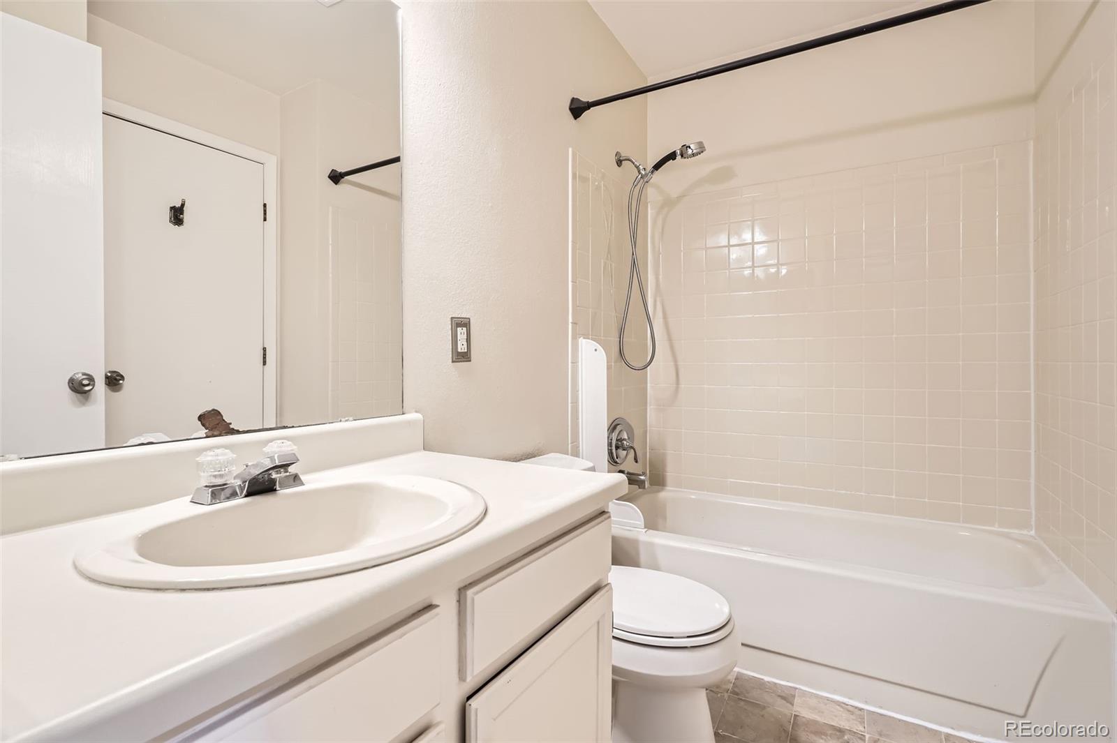 MLS Image #8 for 7373 e iowa avenue,denver, Colorado