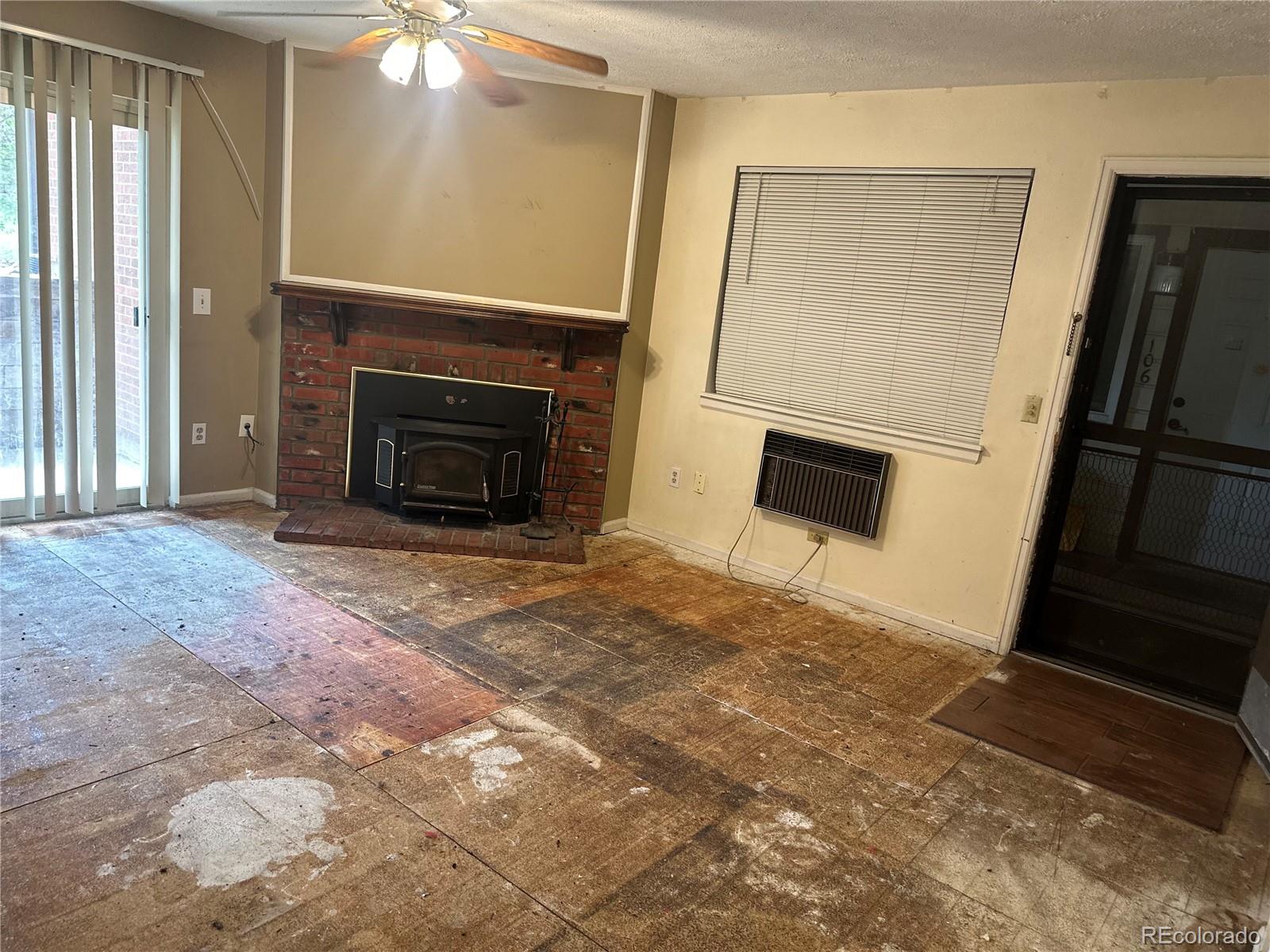 MLS Image #8 for 14602 e 2nd avenue,aurora, Colorado