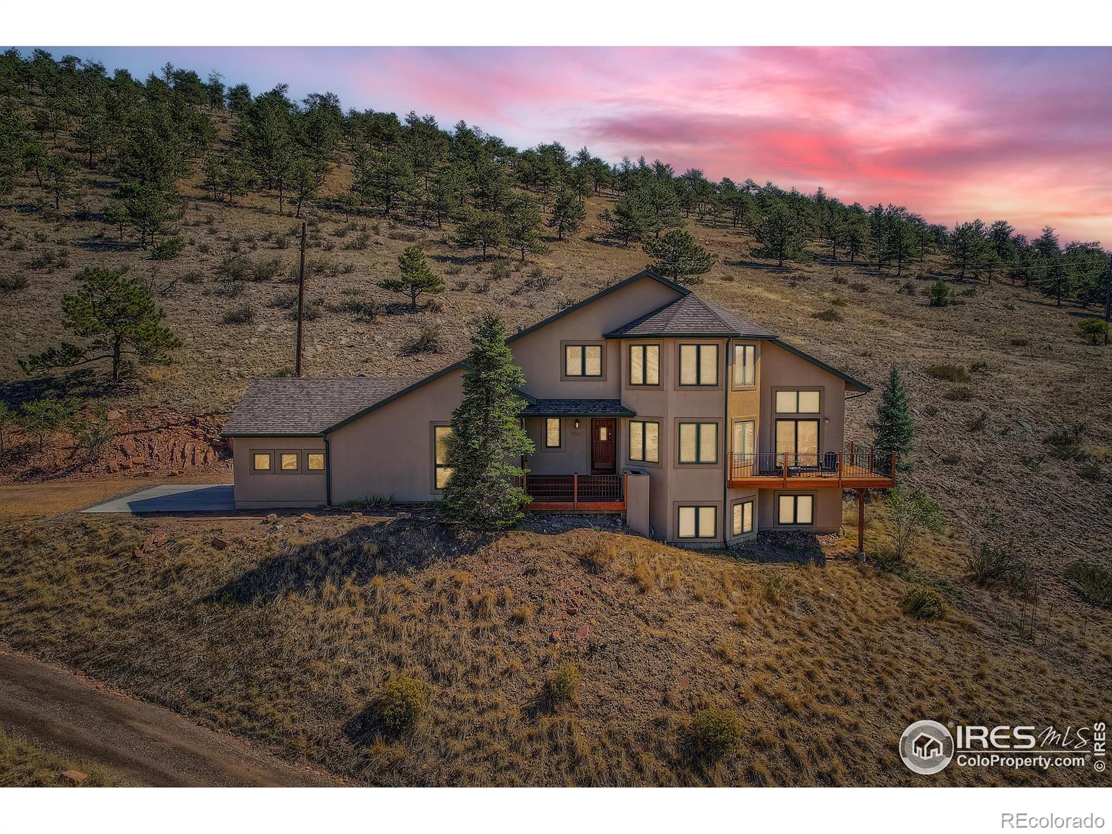 MLS Image #3 for 816  mountain view drive,lyons, Colorado