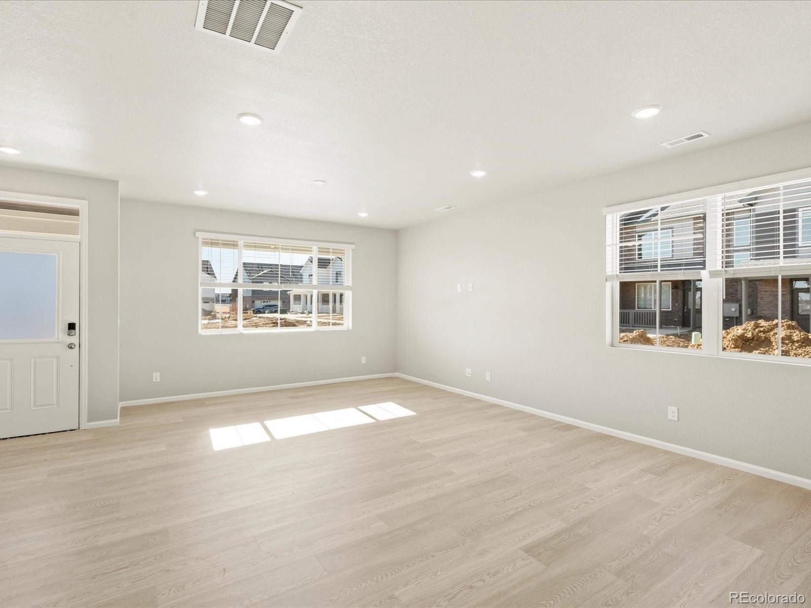 MLS Image #2 for 6524 n malaya street,aurora, Colorado