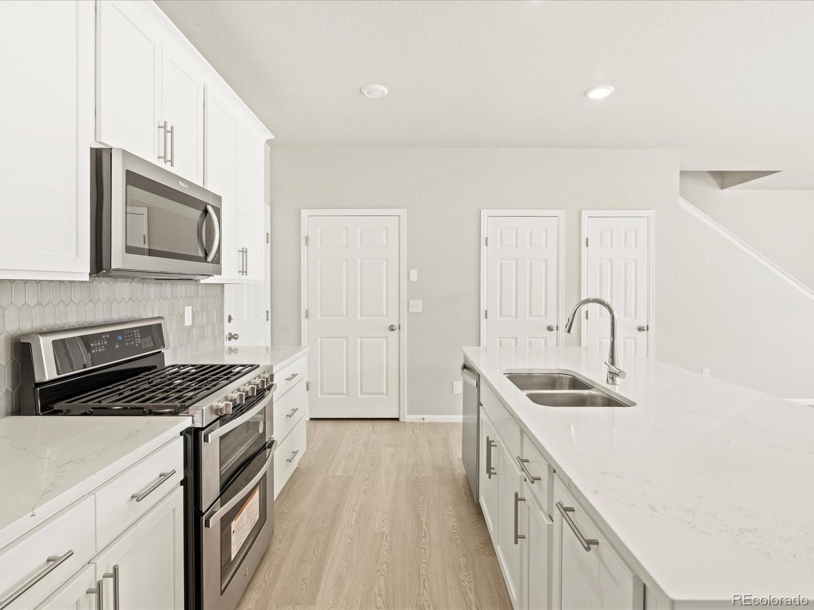 MLS Image #8 for 6524 n malaya street,aurora, Colorado