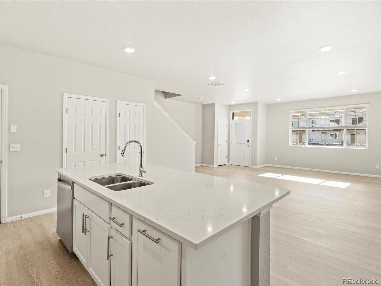 MLS Image #9 for 6524 n malaya street,aurora, Colorado