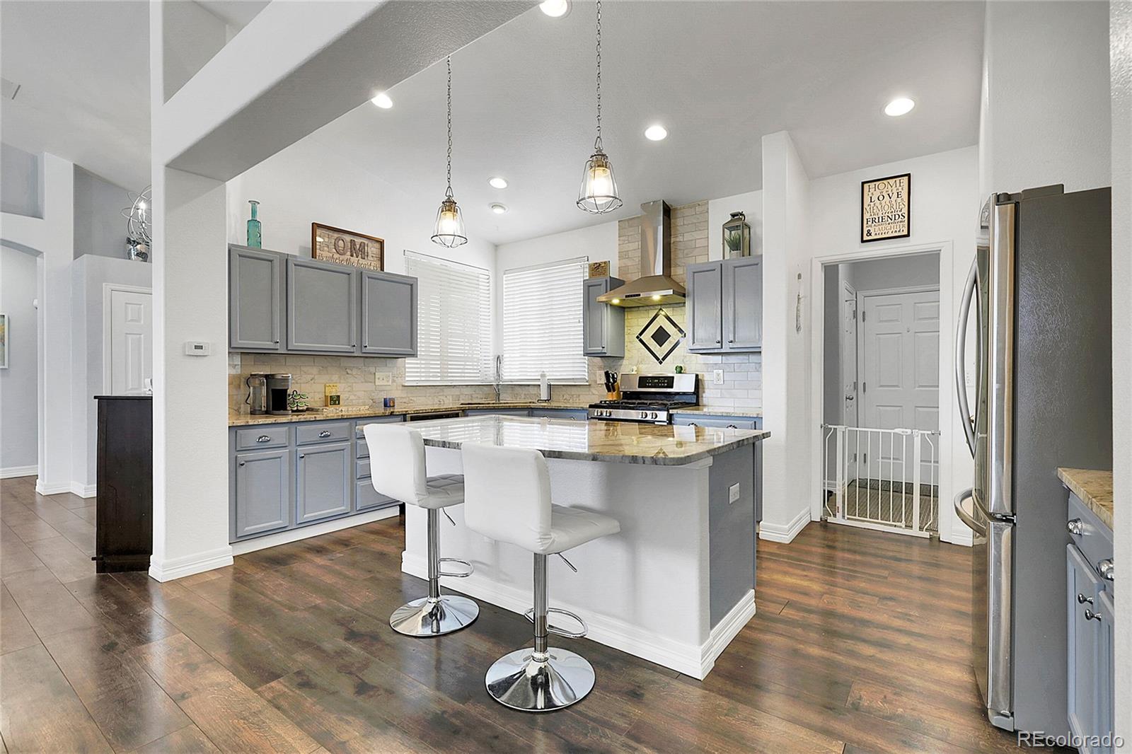 MLS Image #10 for 20630 e ithaca place,aurora, Colorado