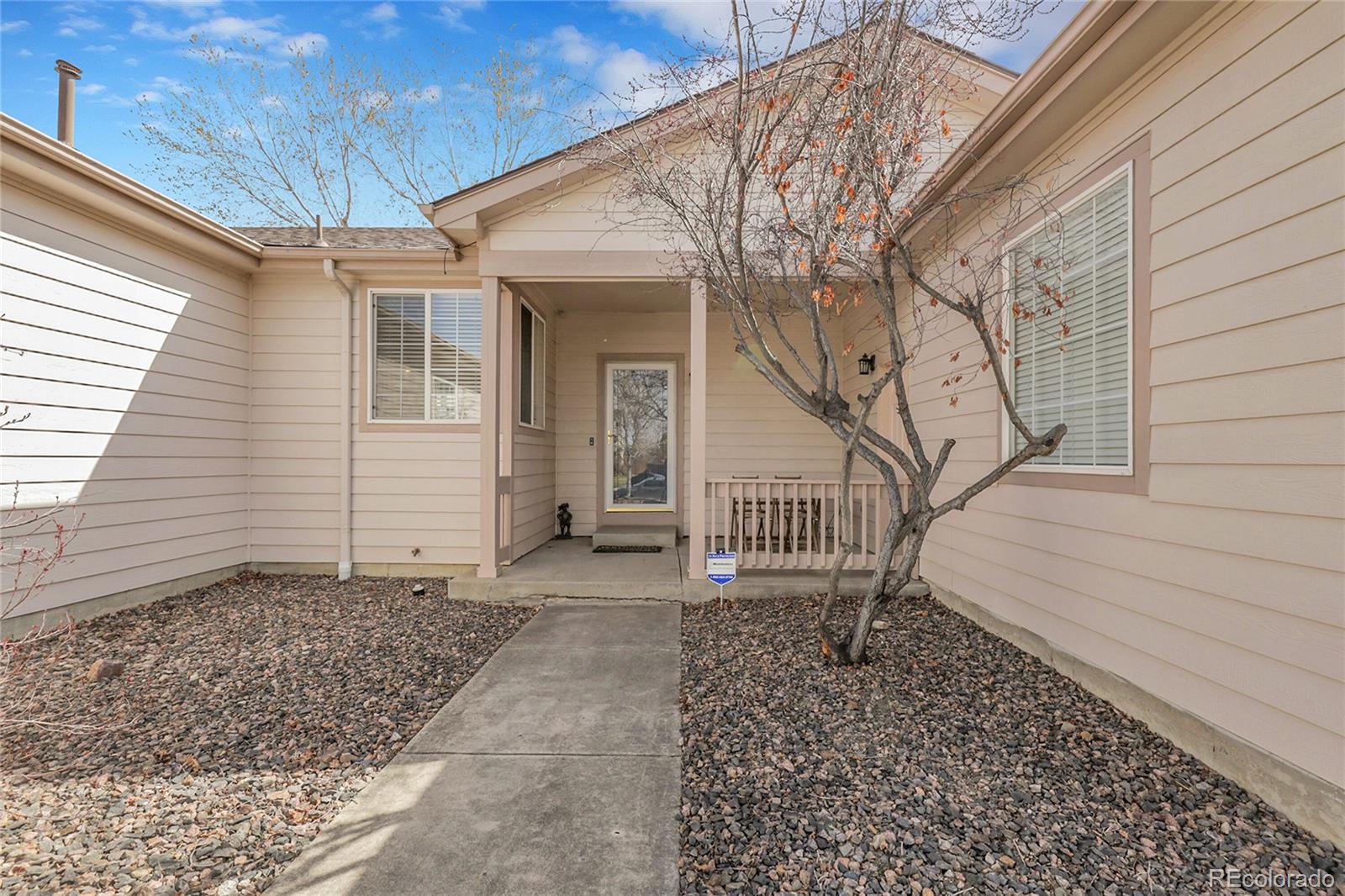 MLS Image #3 for 20630 e ithaca place,aurora, Colorado