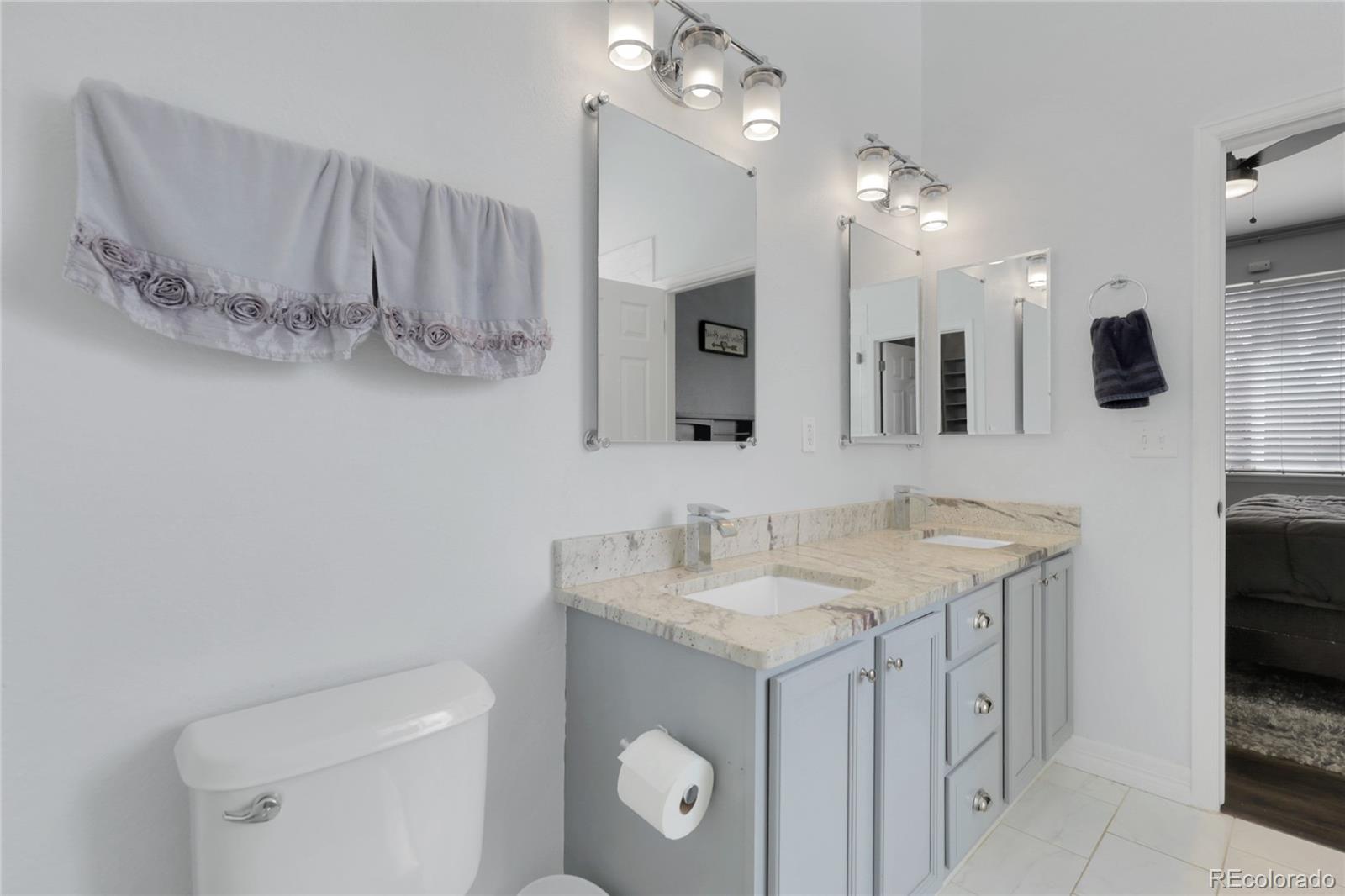 MLS Image #34 for 20630 e ithaca place,aurora, Colorado