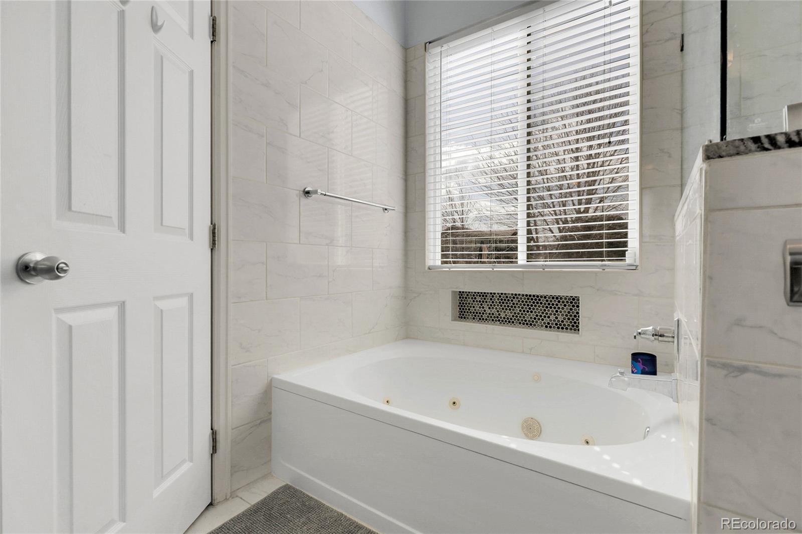 MLS Image #35 for 20630 e ithaca place,aurora, Colorado