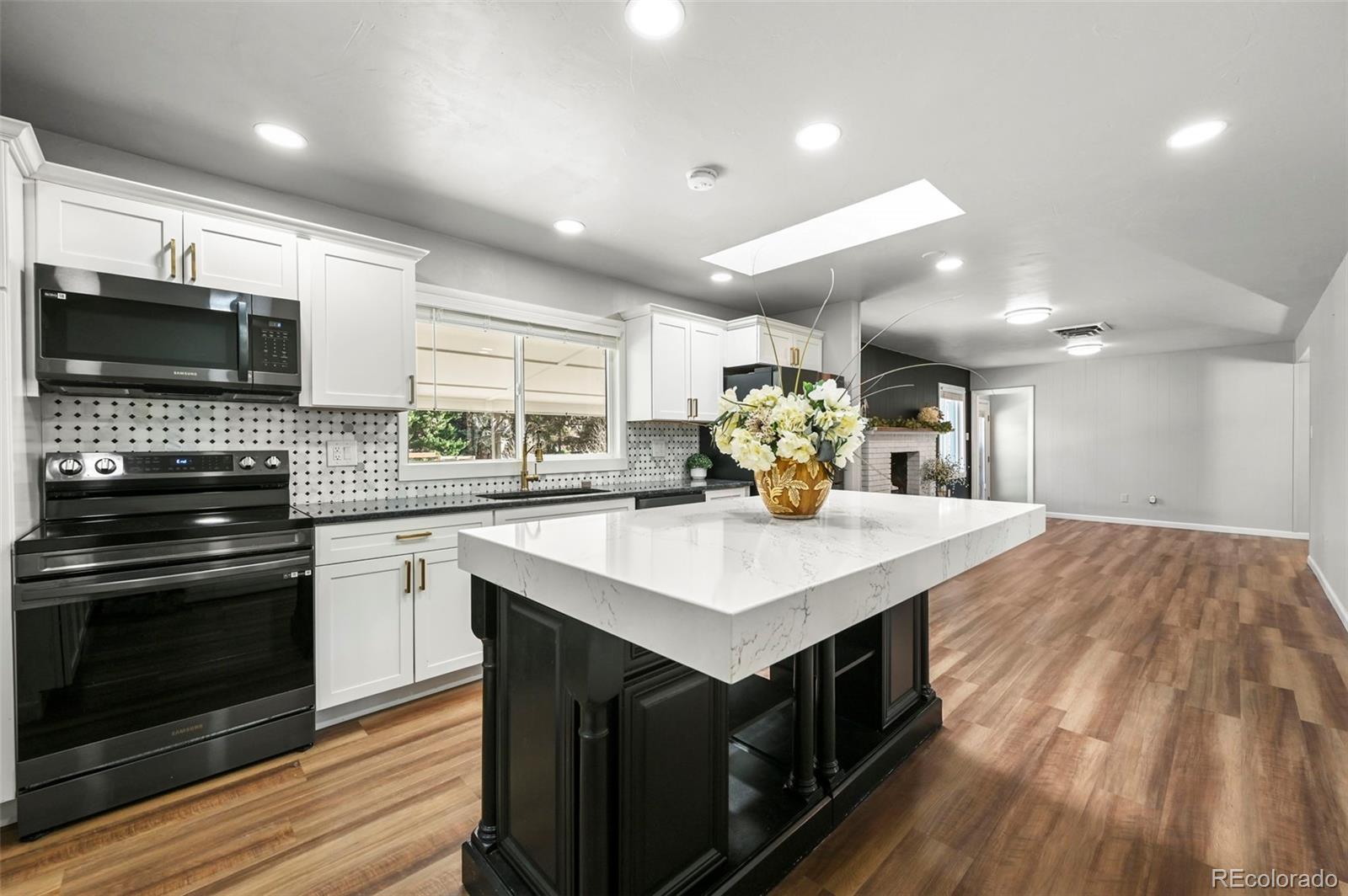 MLS Image #11 for 132  baylor street,pueblo, Colorado